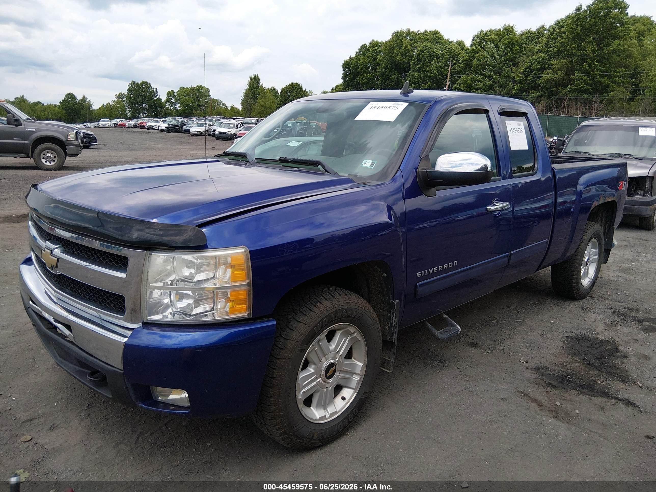 2011 Chevrolet Silverado 1500 Lt Blue vin: 1GCRKSE34BZ247780