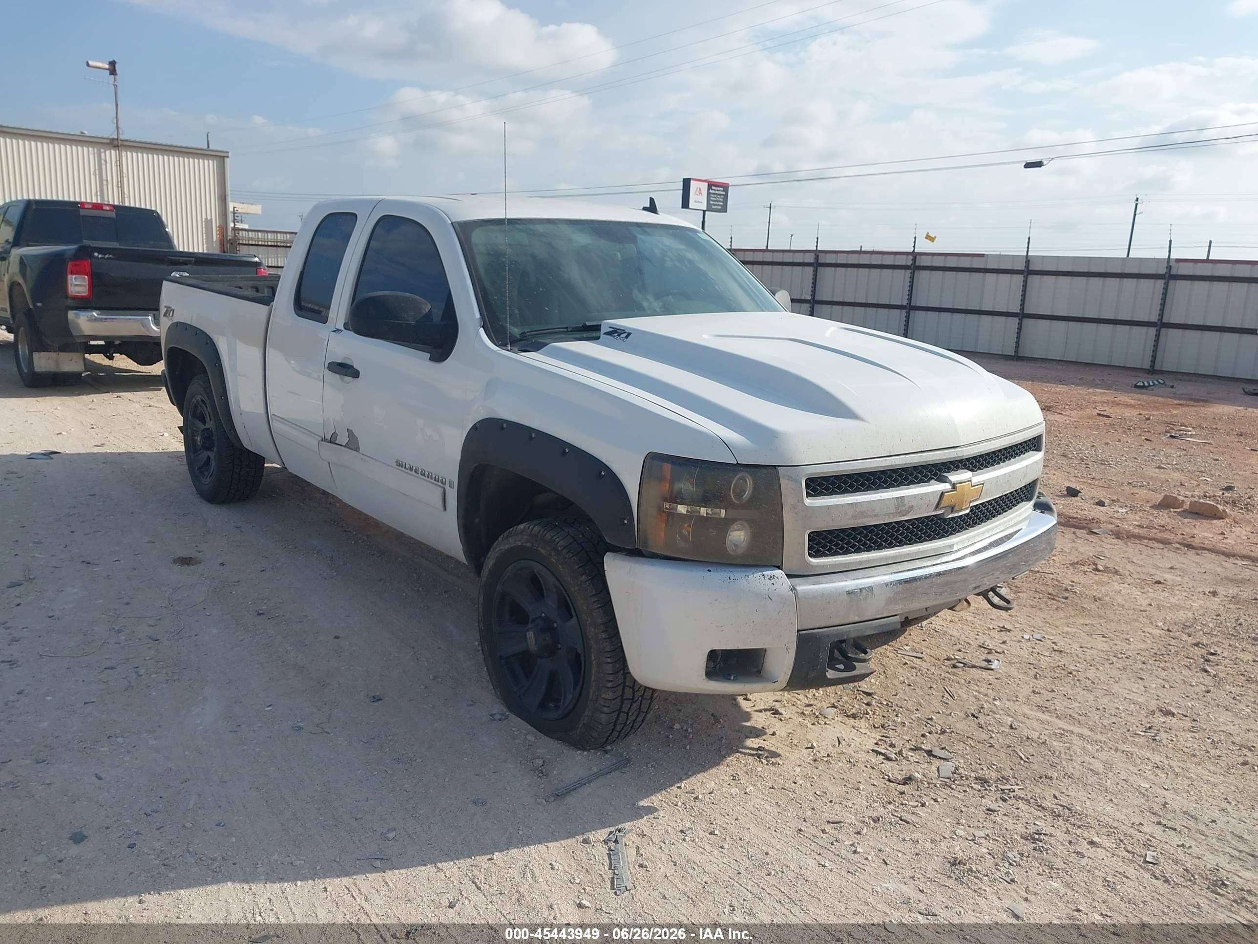 2011 Chevrolet Silverado 1500 Lt White vin: 1GCRKSE35BZ240370