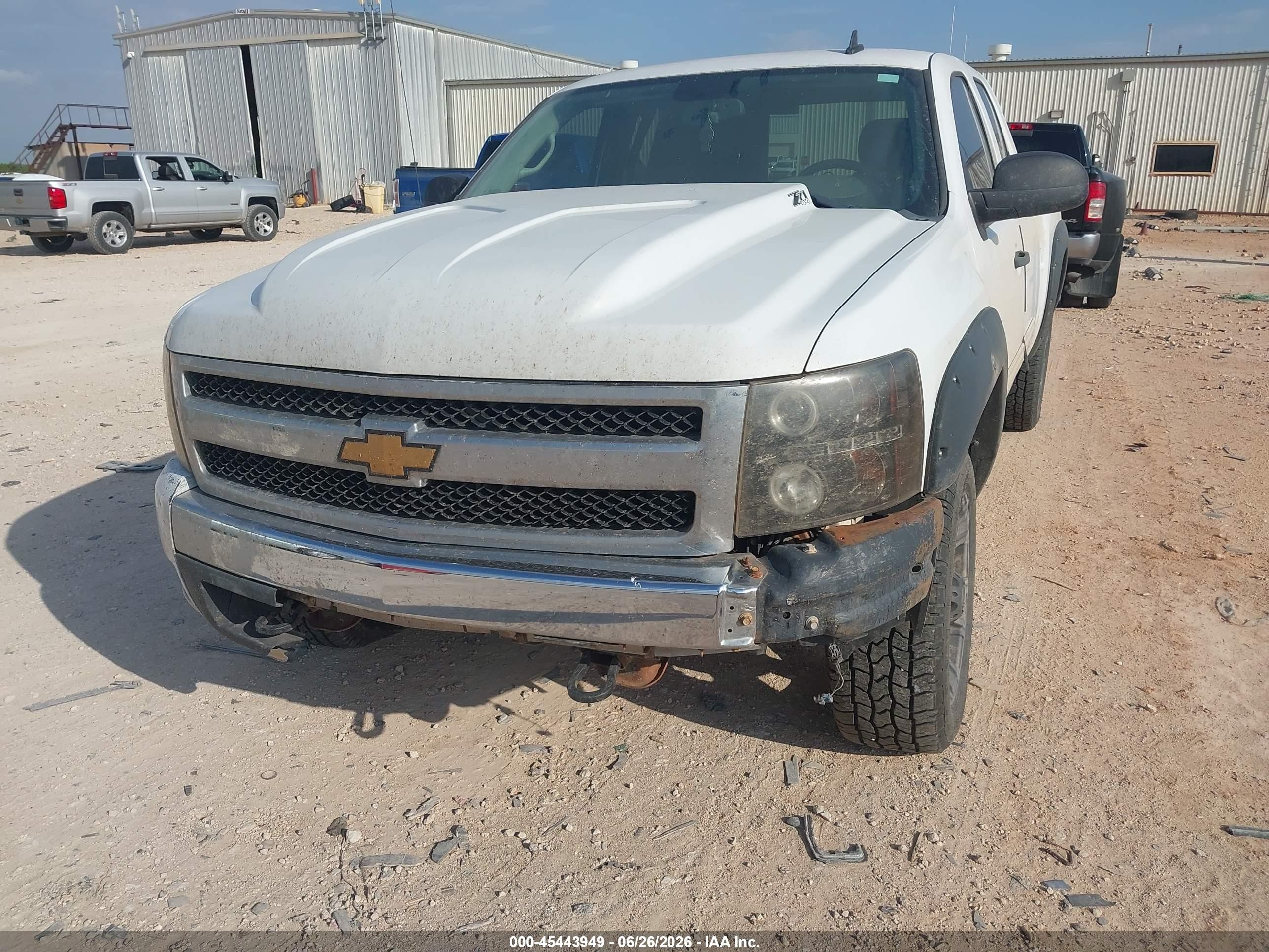 2011 Chevrolet Silverado 1500 Lt White vin: 1GCRKSE35BZ240370