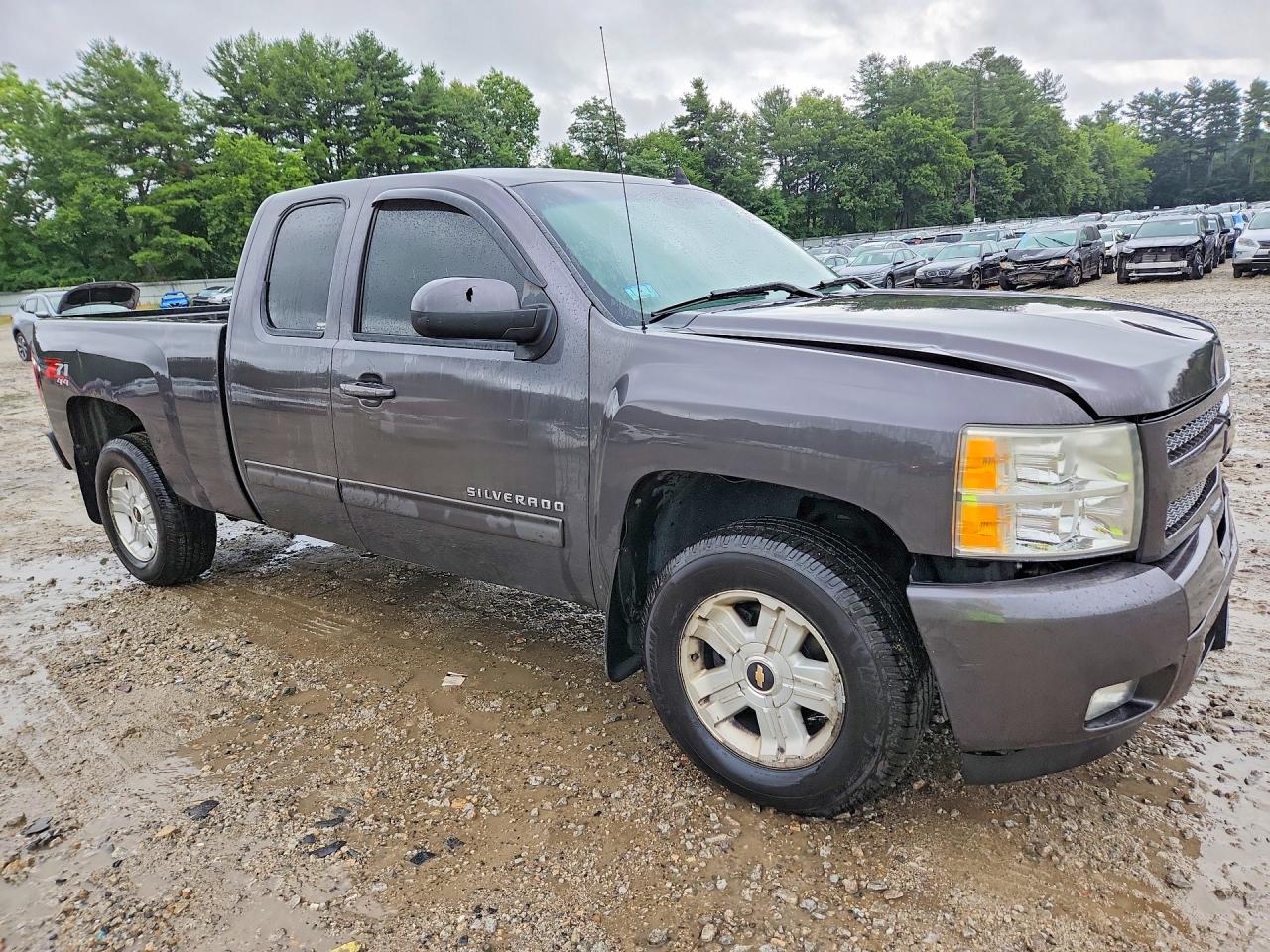 2011 Chevrolet Silverado K1500 Lt Gray vin: 1GCRKSE37BZ204065