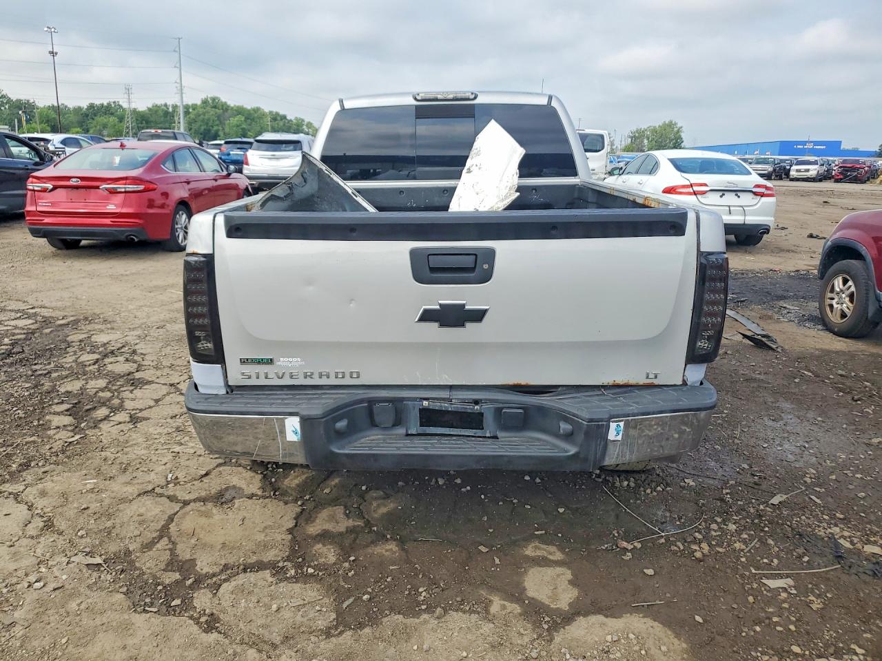 2011 Chevrolet Silverado K1500 Lt Silver vin: 1GCRKSE37BZ206219