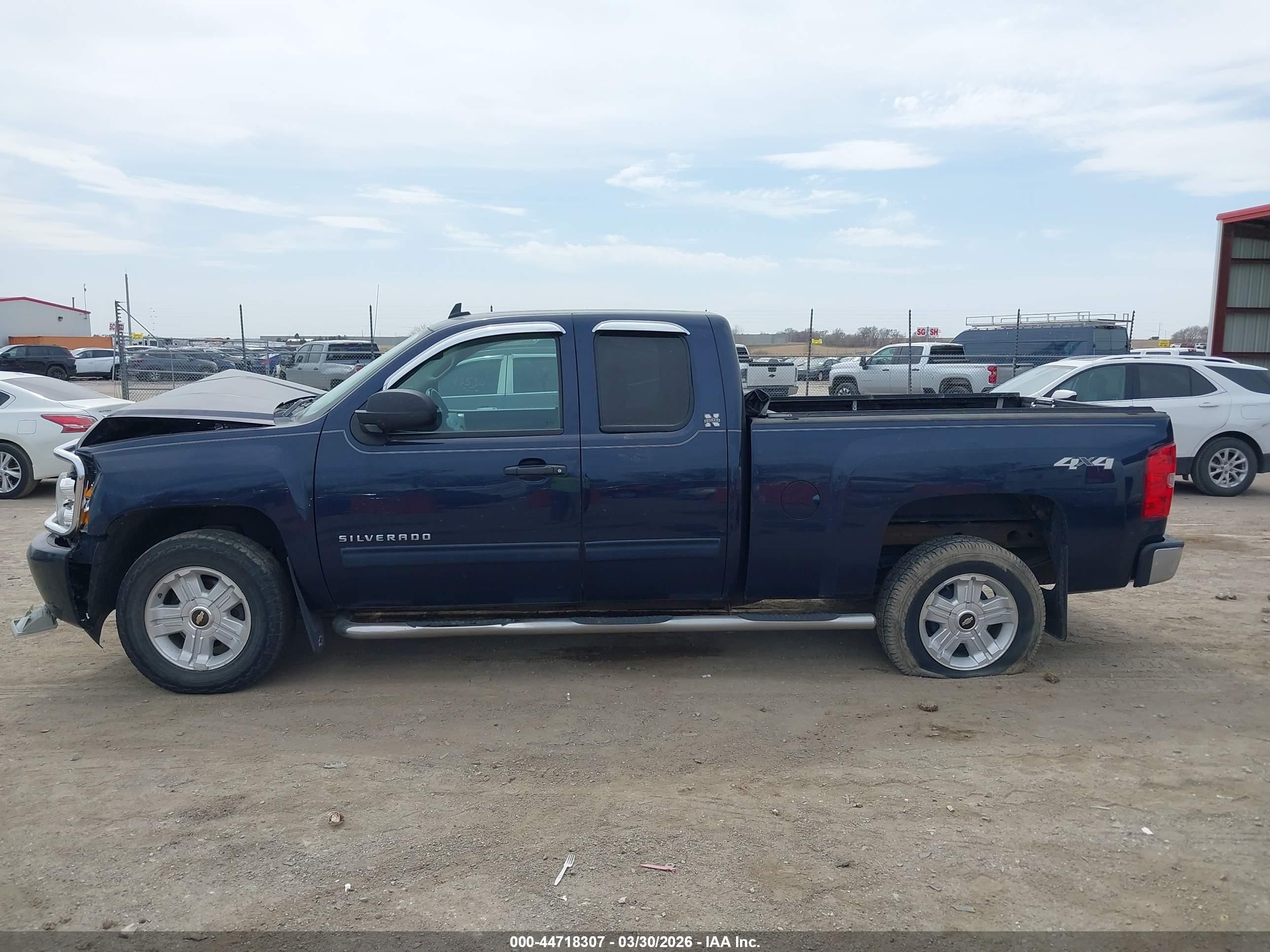 2011 Chevrolet Silverado 1500 Lt Dark Blue vin: 1GCRKSE37BZ303856