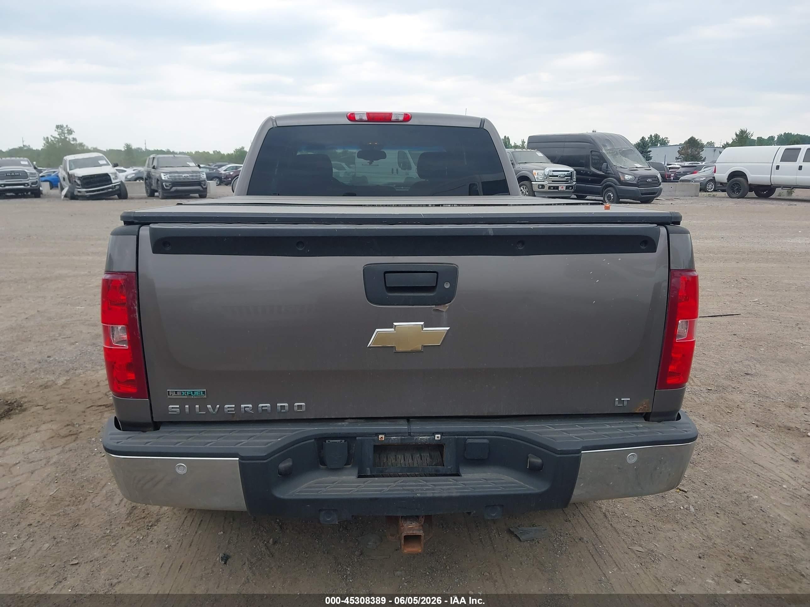 2011 Chevrolet Silverado 1500 Lt Gray vin: 1GCRKSE37BZ317899