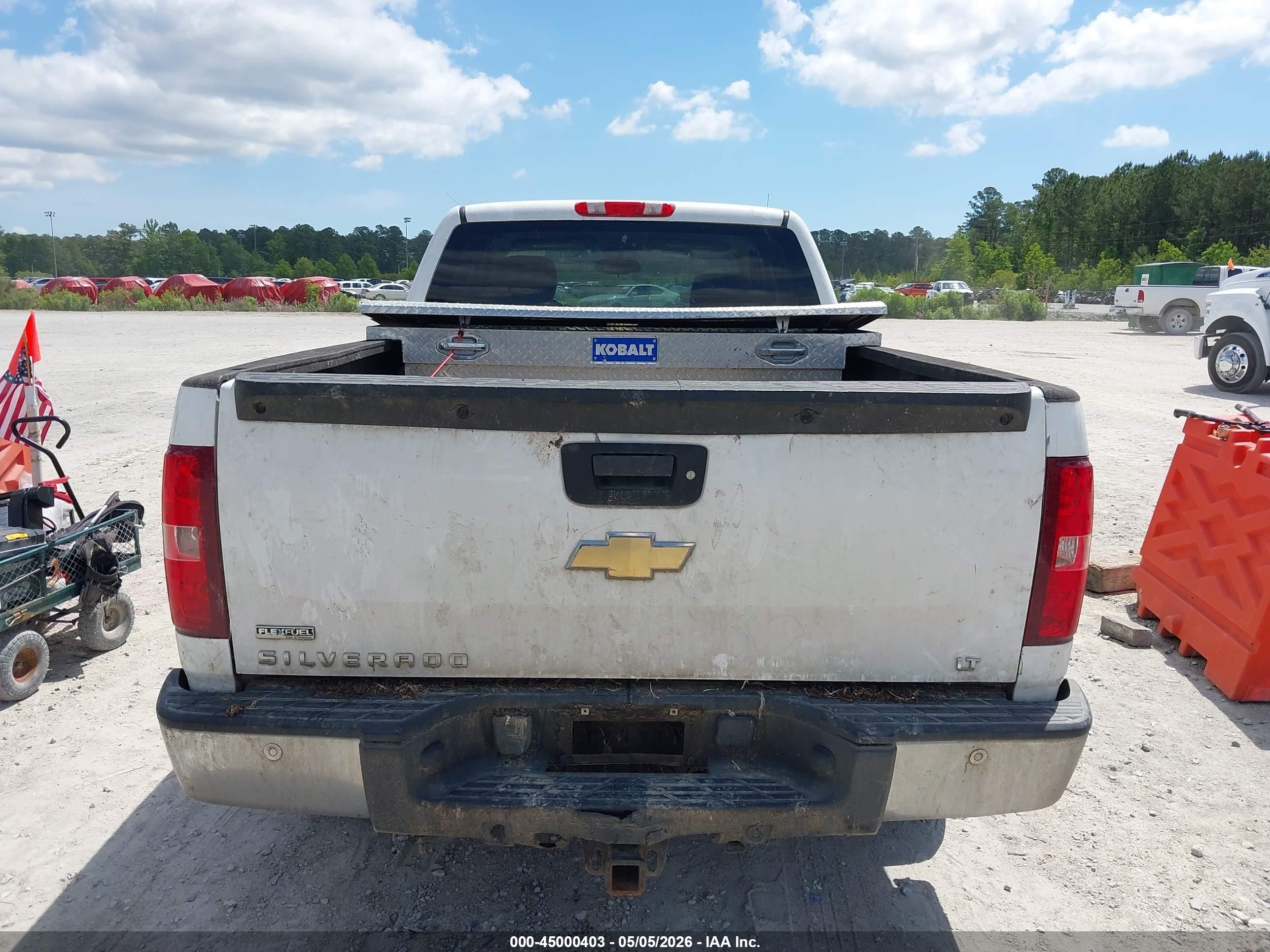 2011 Chevrolet Silverado 1500 Lt White vin: 1GCRKSE37BZ334136