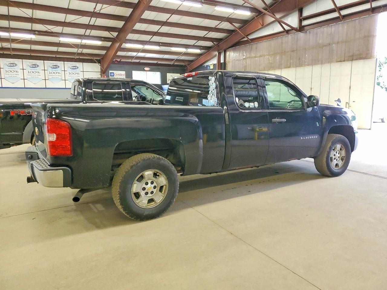2011 Chevrolet Silverado K1500 Lt Black vin: 1GCRKSE38BZ364990