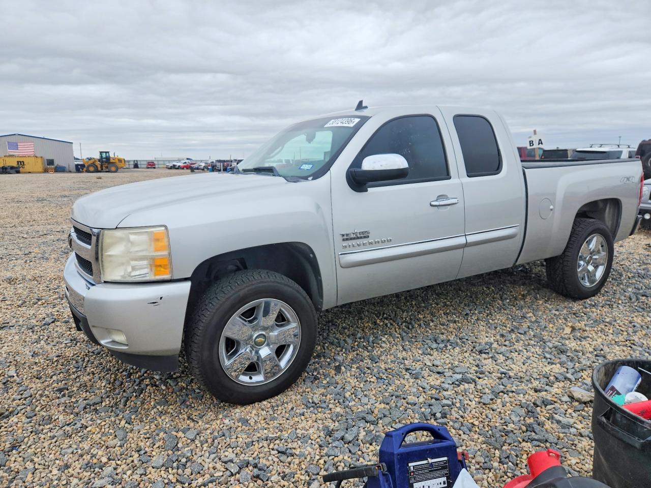 2011 Chevrolet Silverado2 Серебряный vin: 1GCRKSE39BZ378364