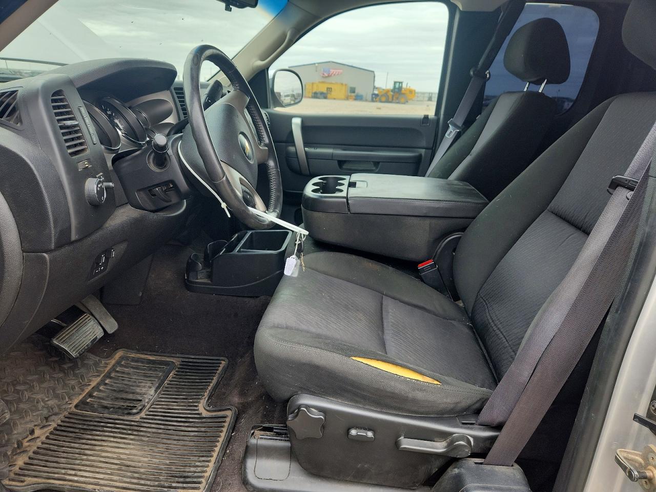 2011 Chevrolet Silverado2 Серебряный vin: 1GCRKSE39BZ378364