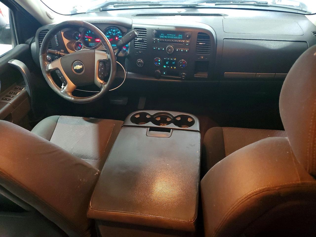 2011 Chevrolet Silverado K1500 Lt Белый vin: 1GCRKSE39BZ416479