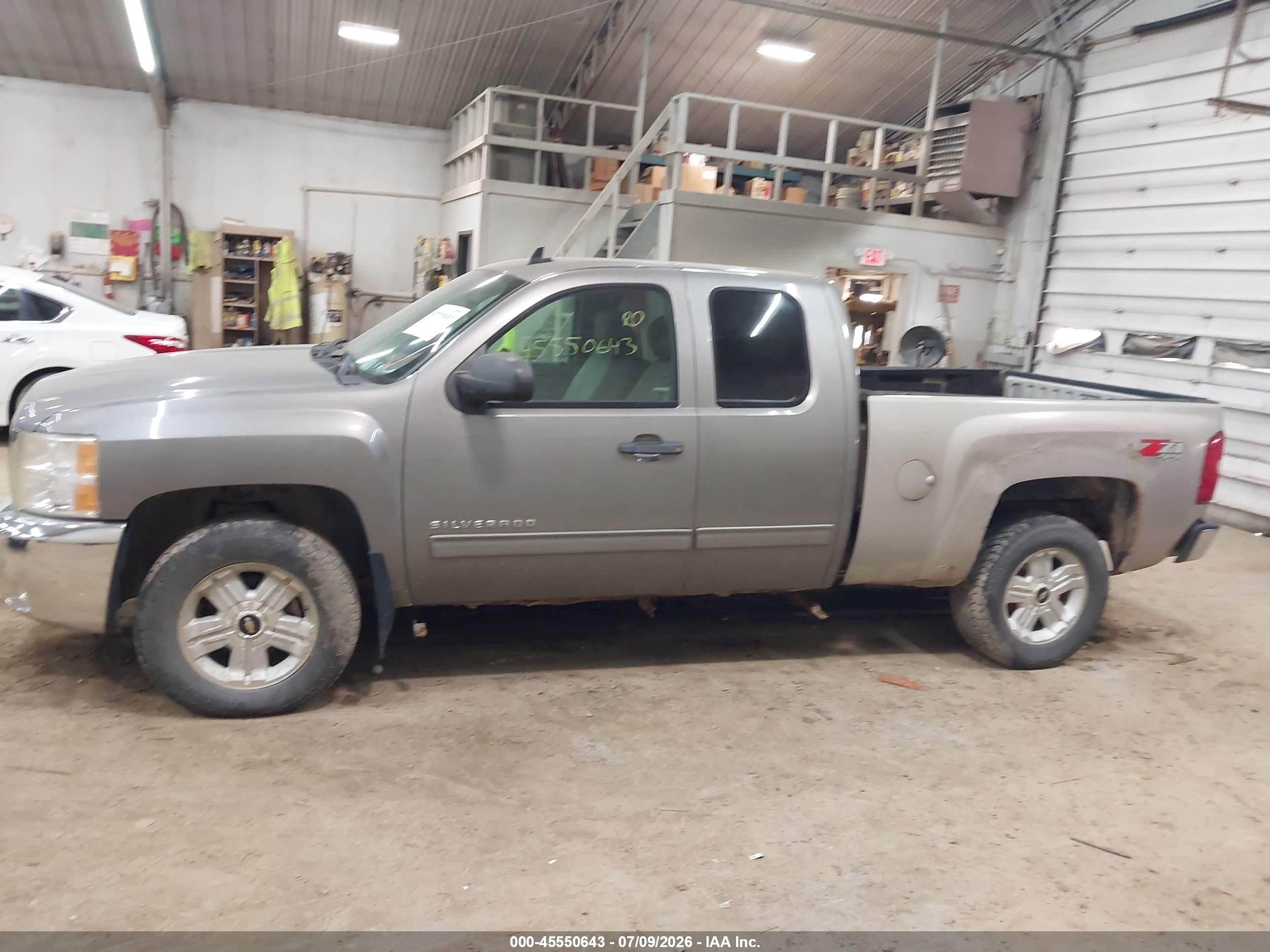 2013 Chevrolet Silverado 1500 Lt Серебряный vin: 1GCRKSE71DZ126016