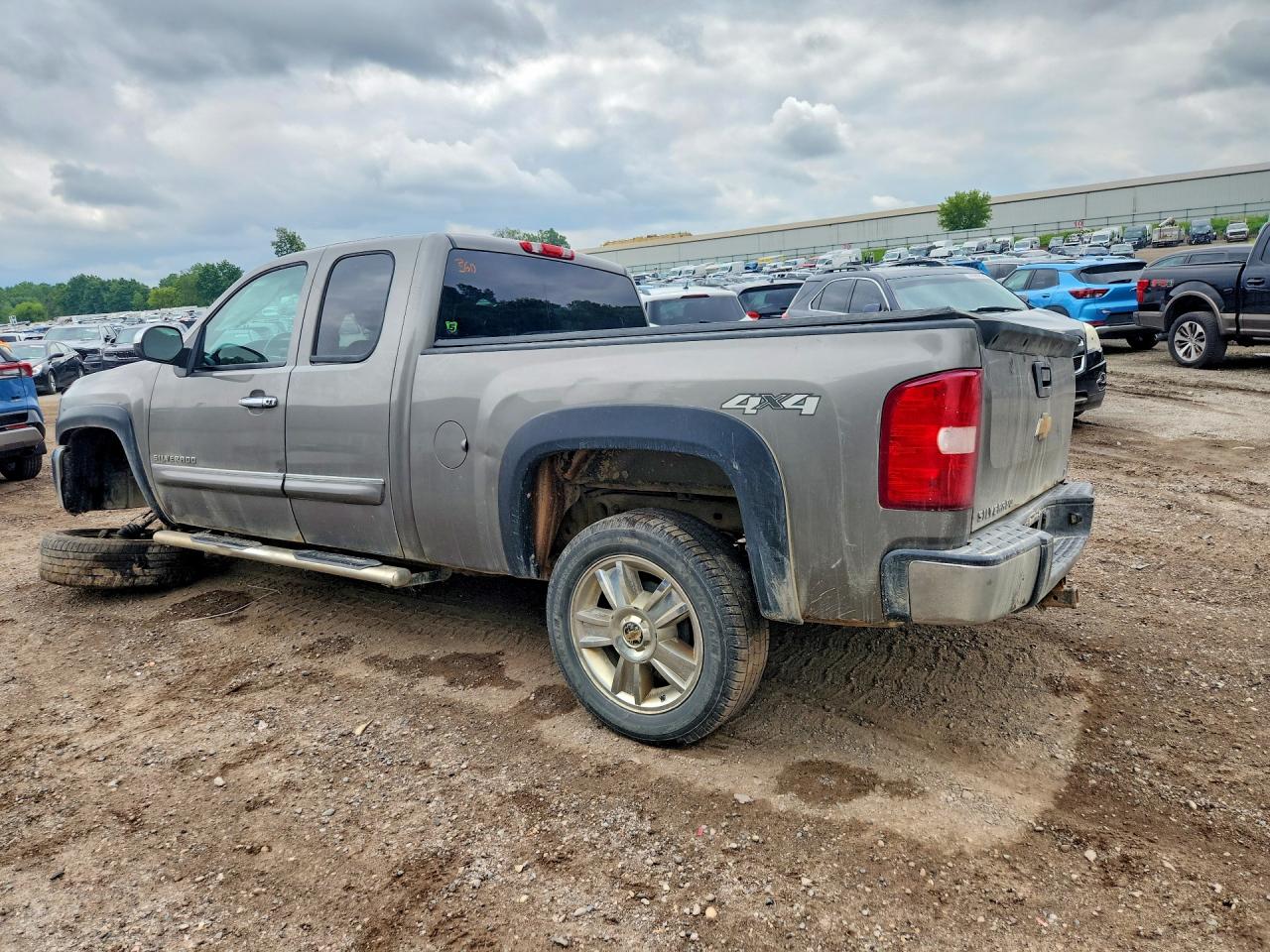 2013 Chevrolet Silverado K1500 Lt Gray vin: 1GCRKSE72DZ103523