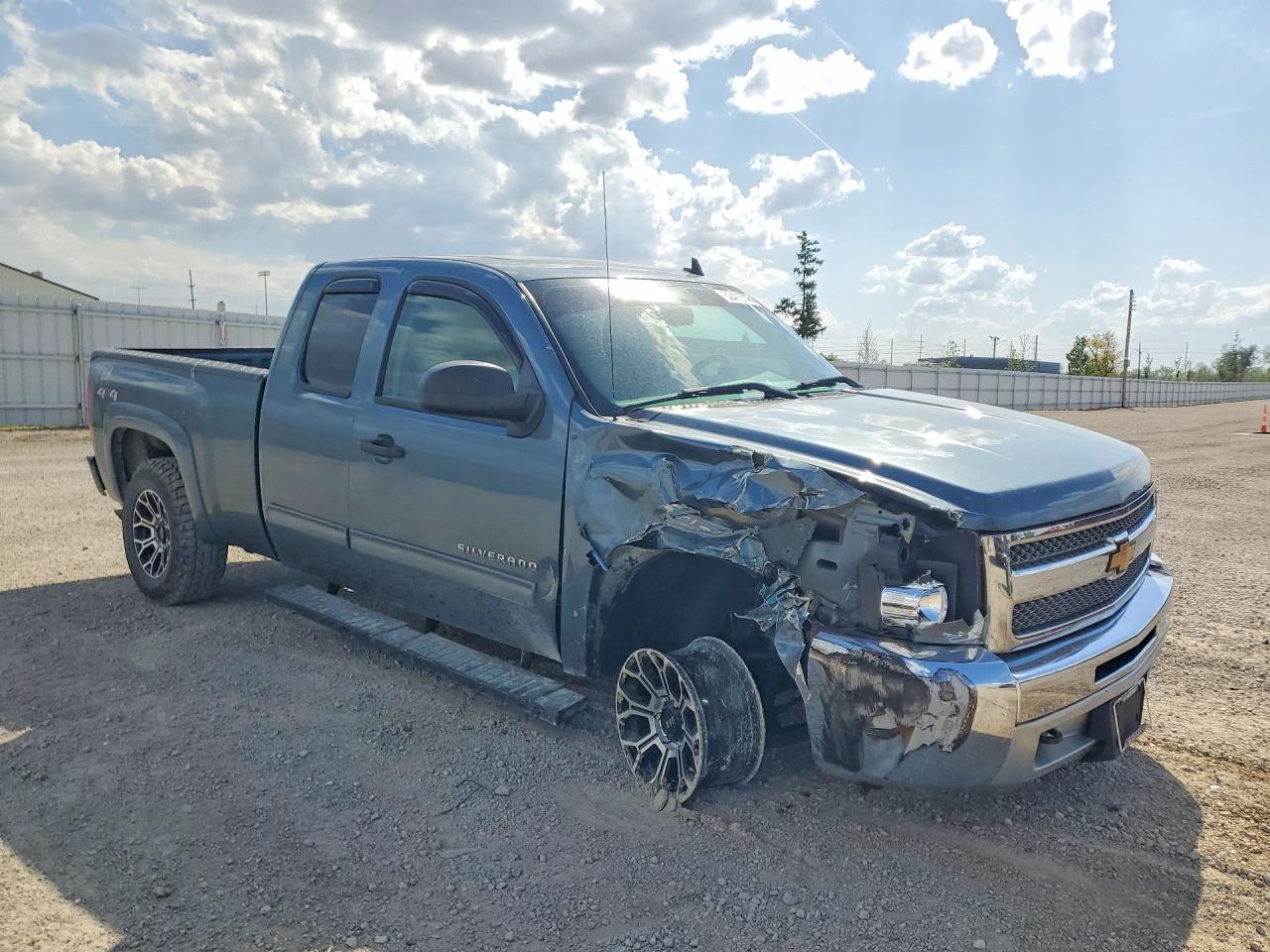 2013 Chevrolet Silverado K1500 Lt Blue vin: 1GCRKSE72DZ295705