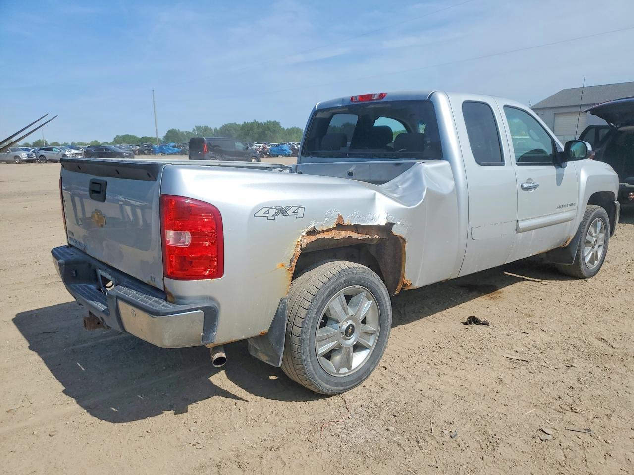 2012 Chevrolet Silverado K1500 Lt Серебряный vin: 1GCRKSE73CZ202740