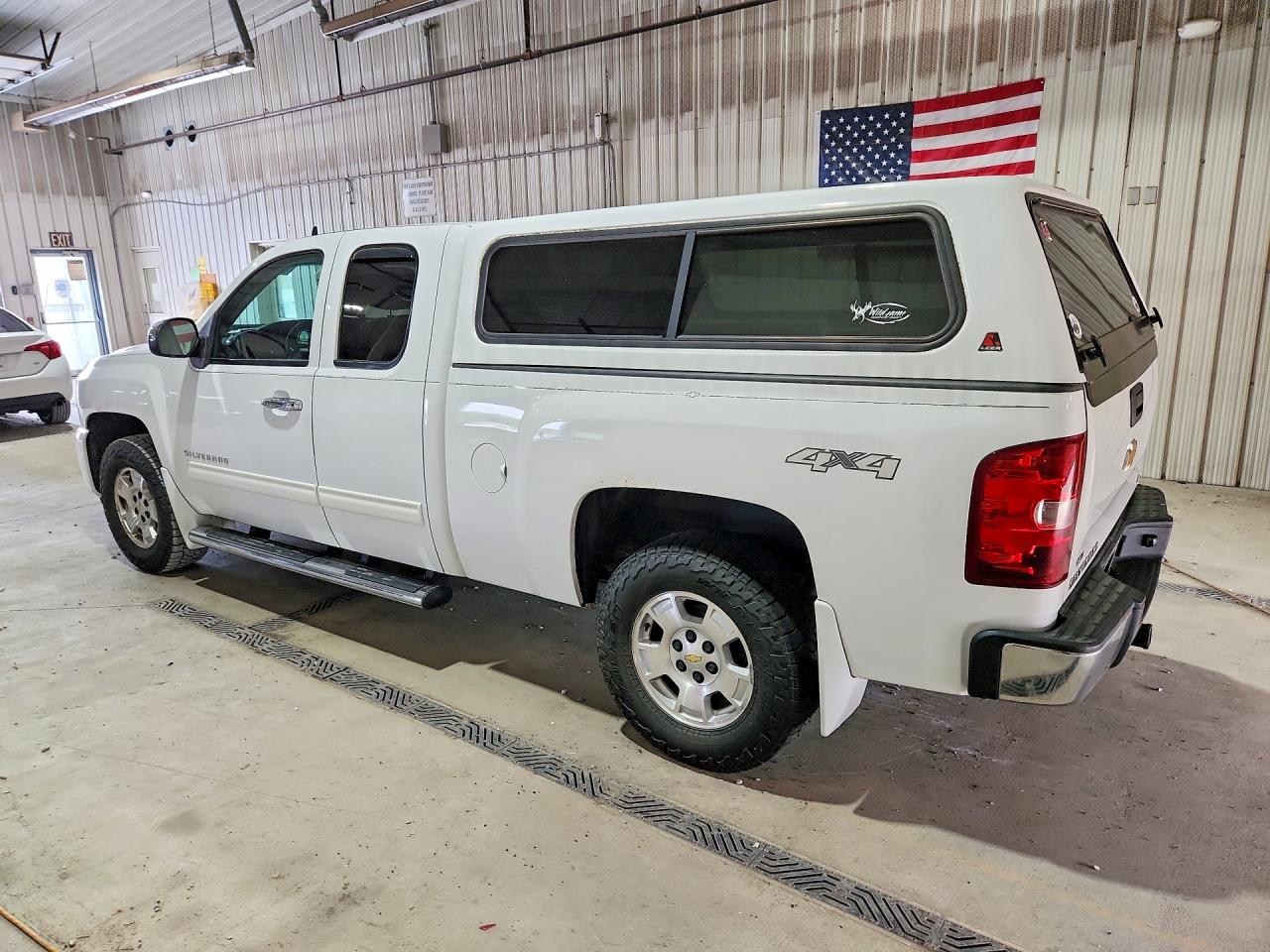 2013 Chevrolet Silverado K1500 Lt White vin: 1GCRKSE73DZ129385