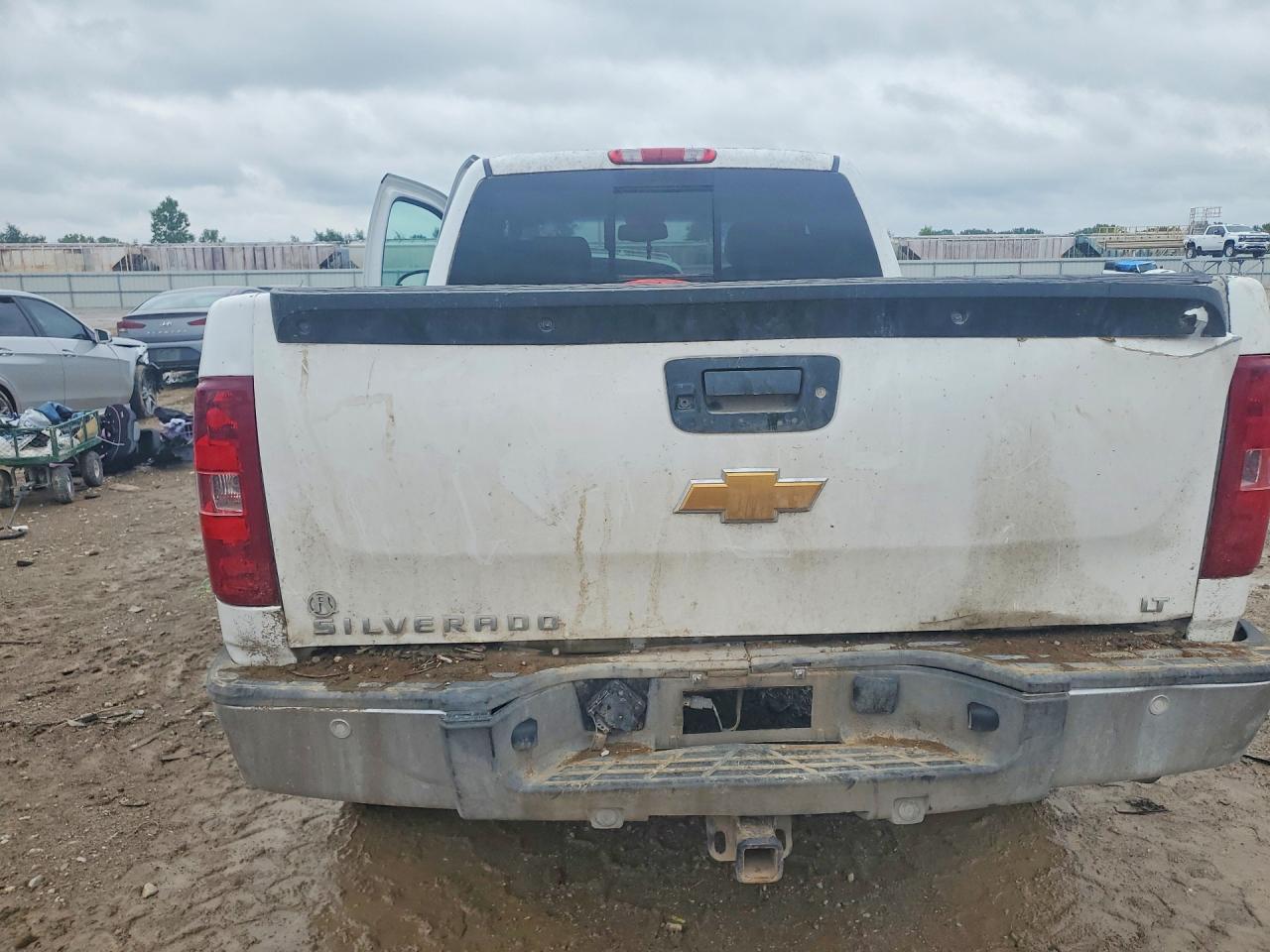 2013 Chevrolet Silverado K1500 Lt White vin: 1GCRKSE73DZ333989