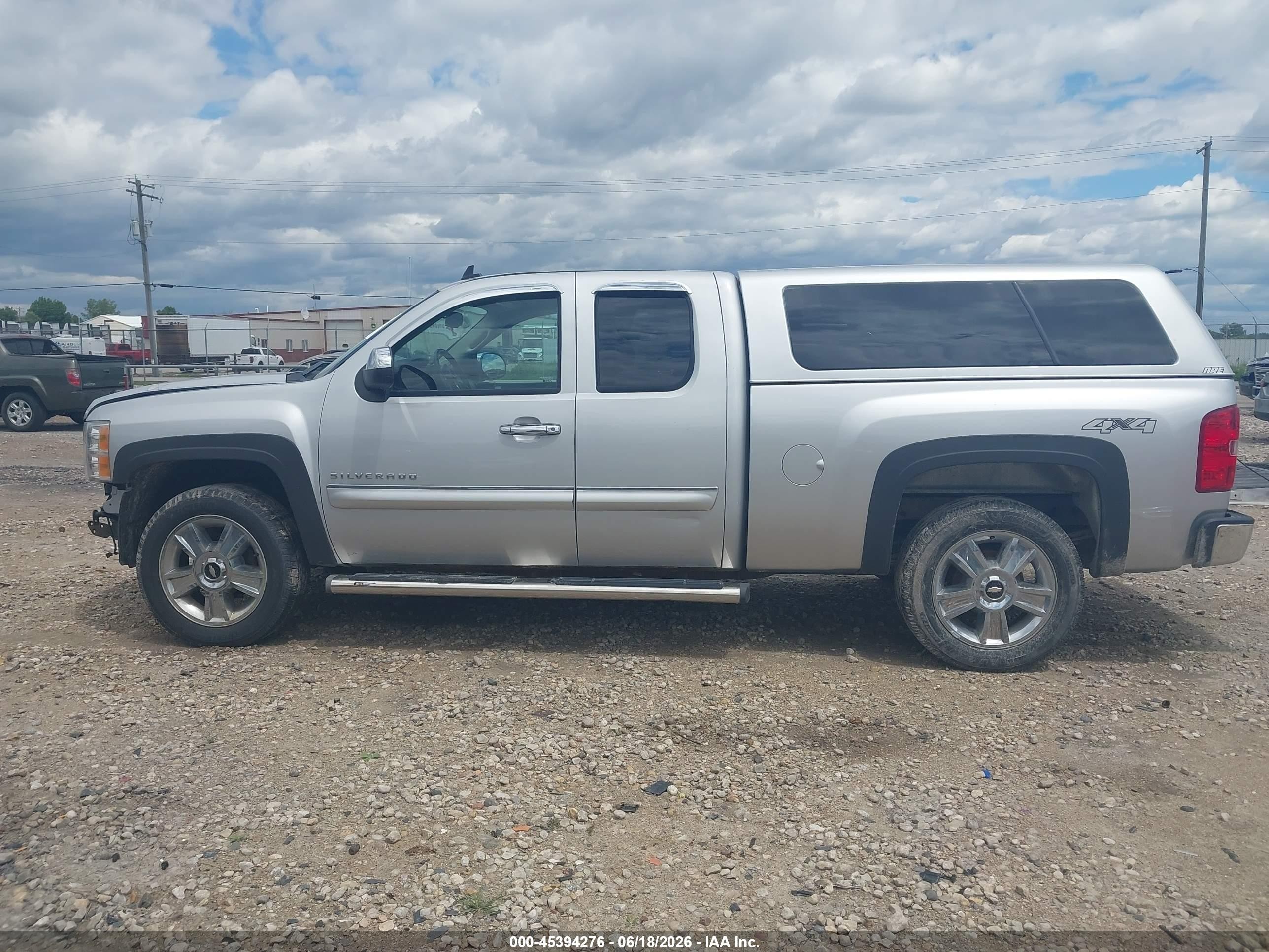 2013 Chevrolet Silverado 1500 Lt Серебряный vin: 1GCRKSE73DZ339744