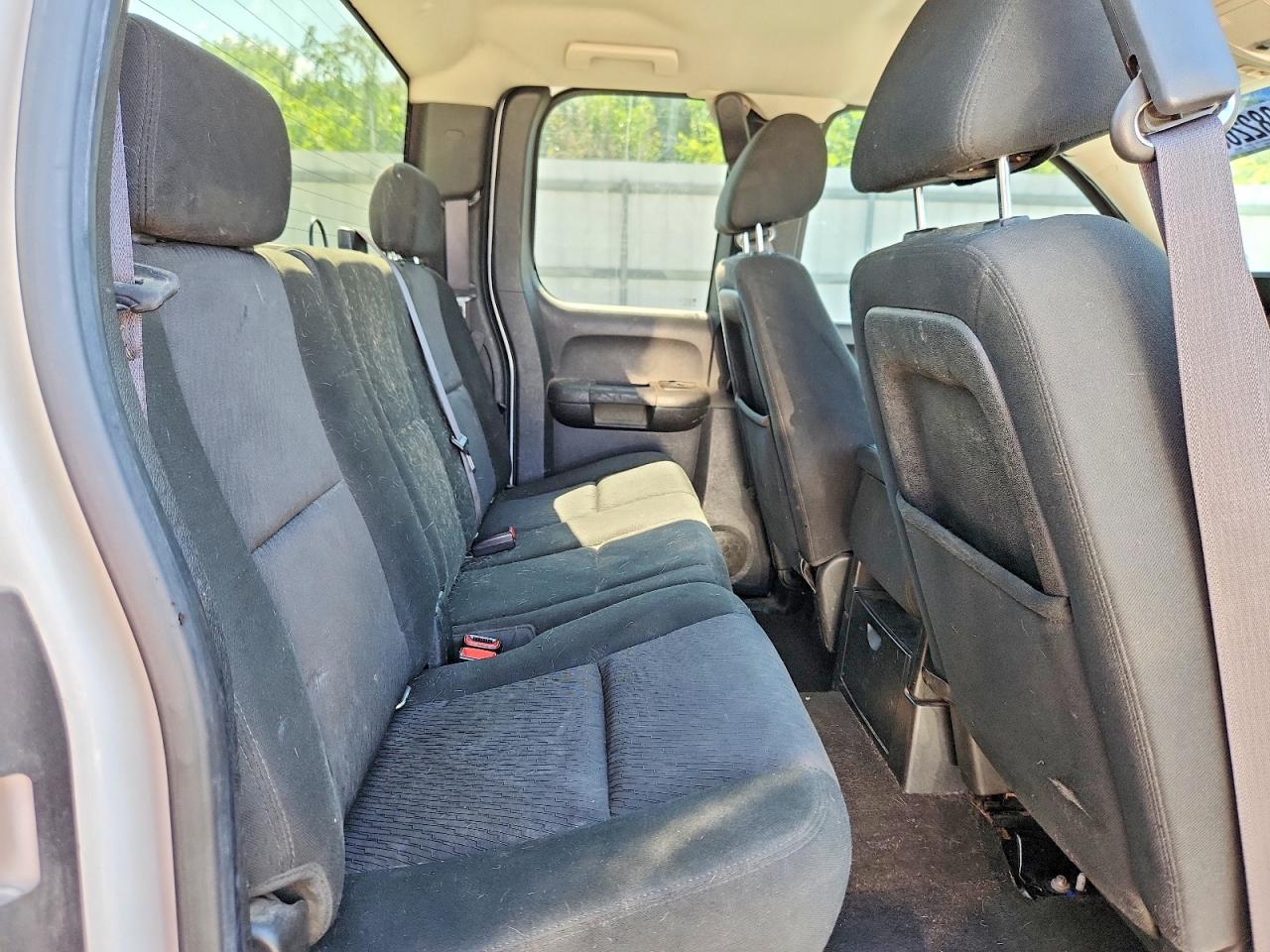 2012 Chevrolet Silverado K1500 Lt White vin: 1GCRKSE75CZ223279