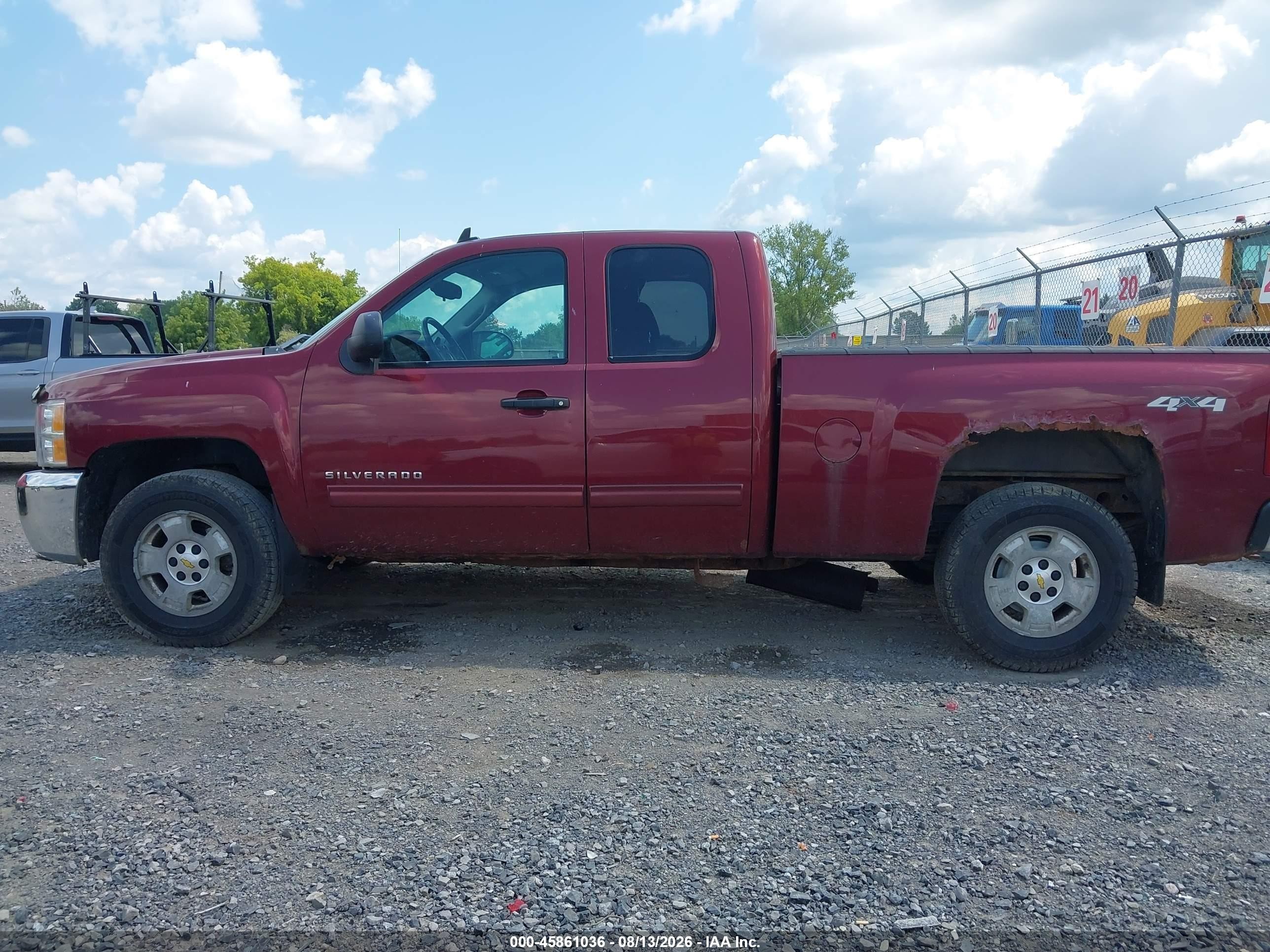 2013 Chevrolet Silverado 1500 Lt Темно-бордовый vin: 1GCRKSE76DZ249004