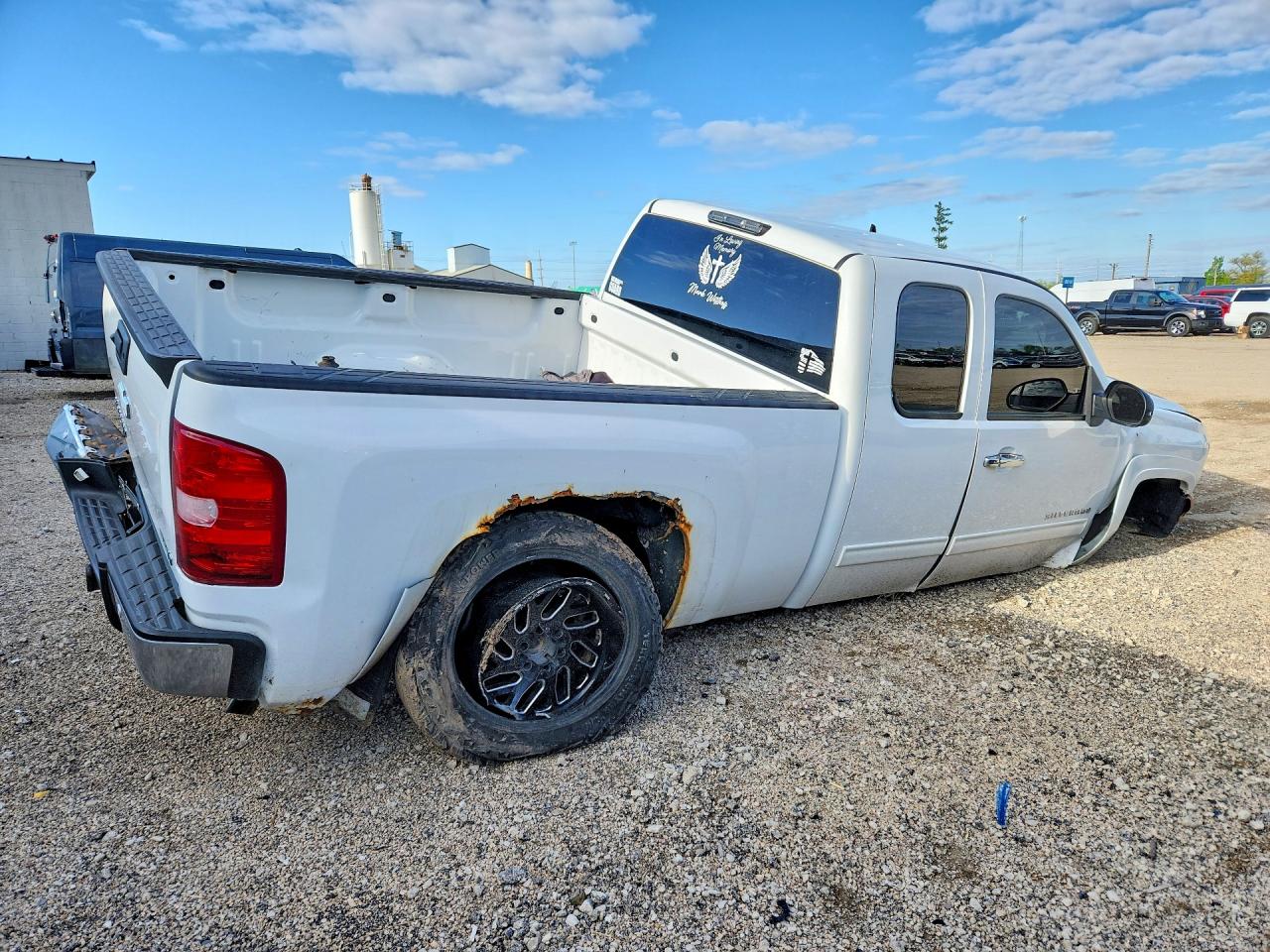 2013 Chevrolet Silverado K1500 Lt Белый vin: 1GCRKSE77DZ290306