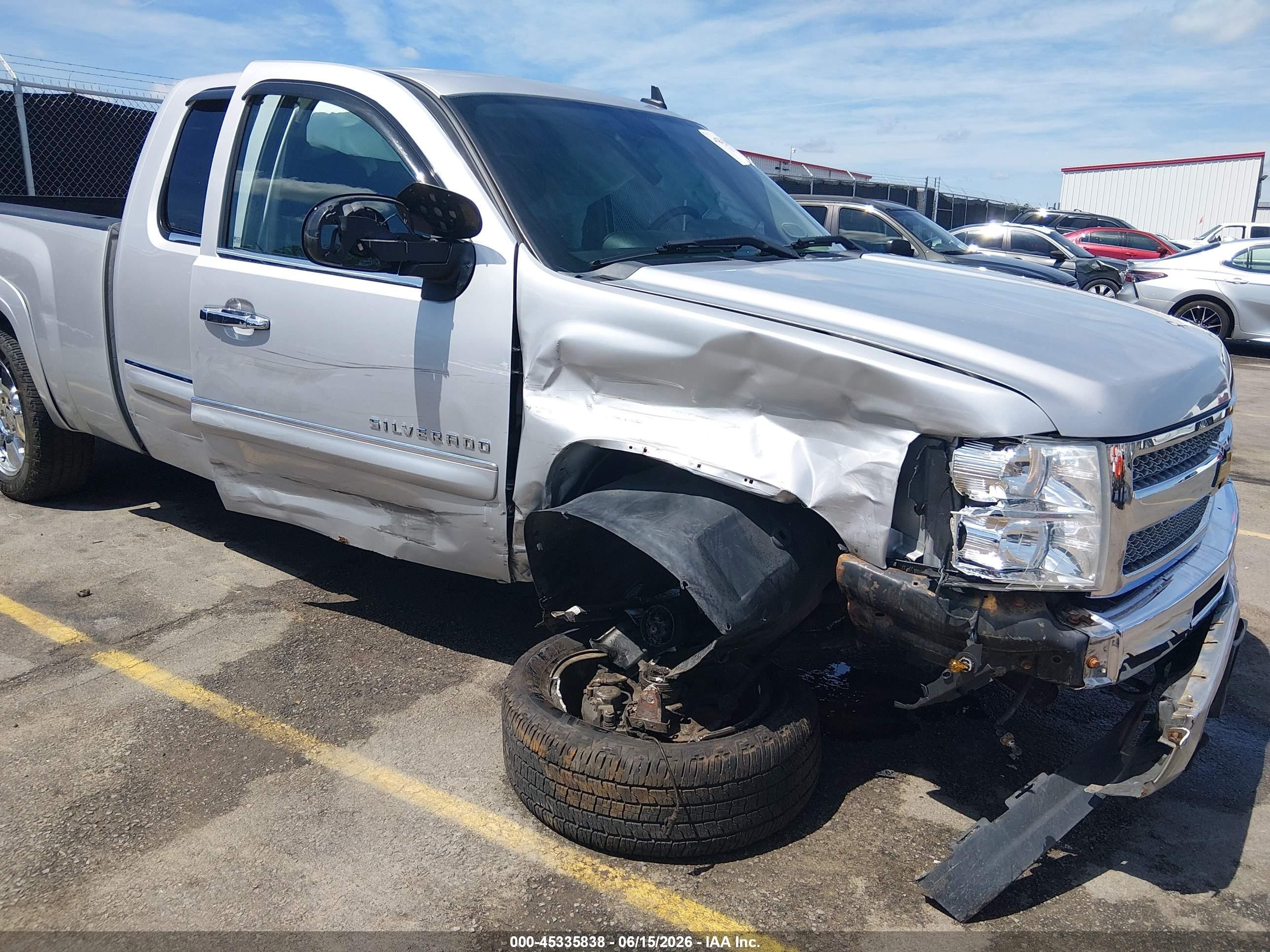 2012 Chevrolet Silverado 1500 Lt Silver vin: 1GCRKSE7XCZ208552