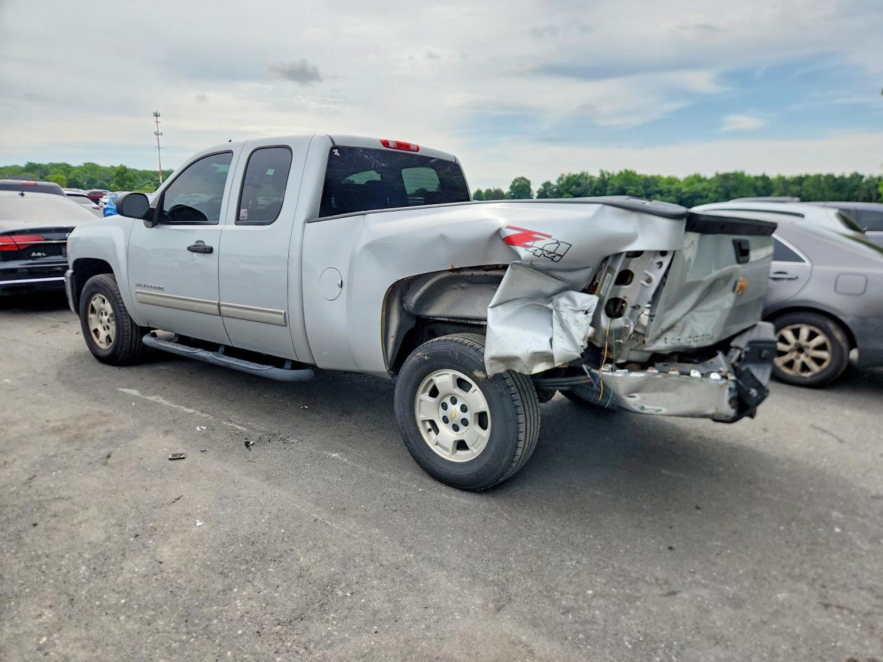 2012 Chevrolet Silverado K1500 Lt Серебряный vin: 1GCRKSE7XCZ234004