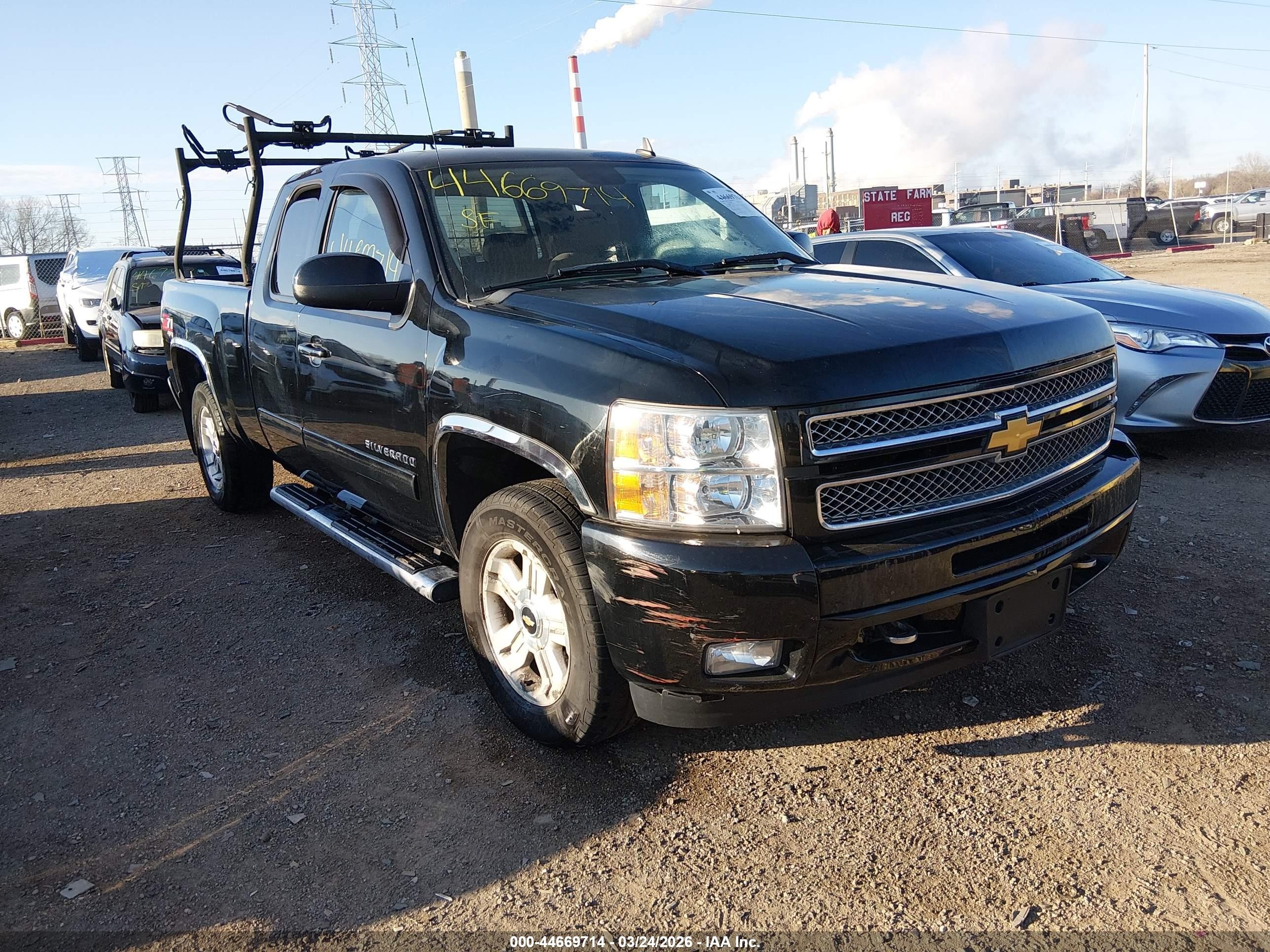 2013 Chevrolet Silverado 1500 Lt Черный vin: 1GCRKSE7XDZ157944