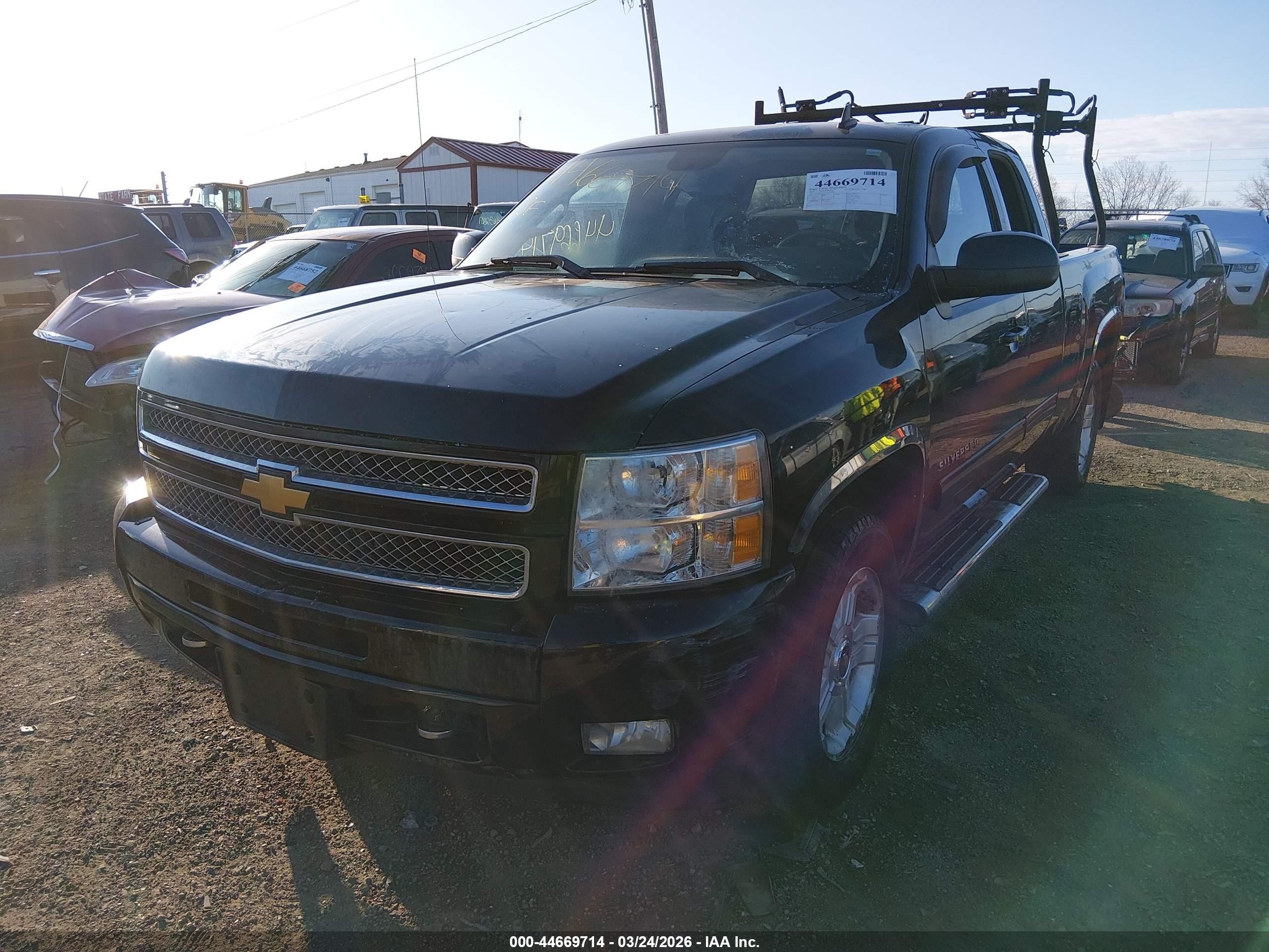 2013 Chevrolet Silverado 1500 Lt Черный vin: 1GCRKSE7XDZ157944