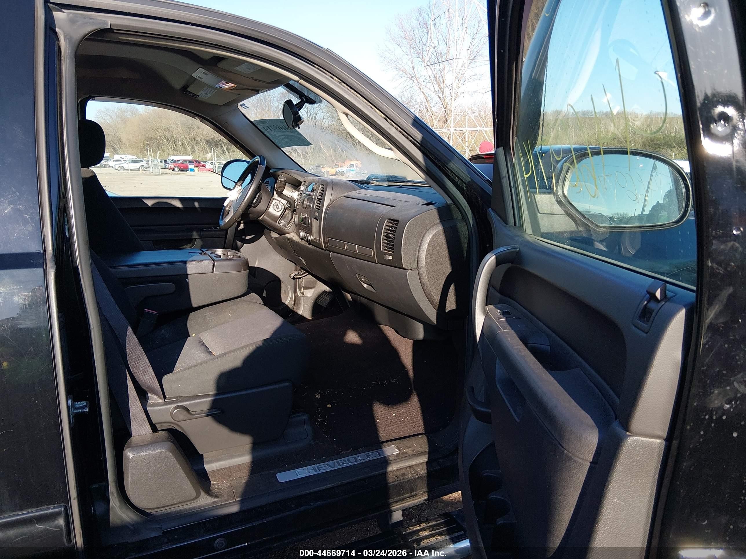 2013 Chevrolet Silverado 1500 Lt Черный vin: 1GCRKSE7XDZ157944