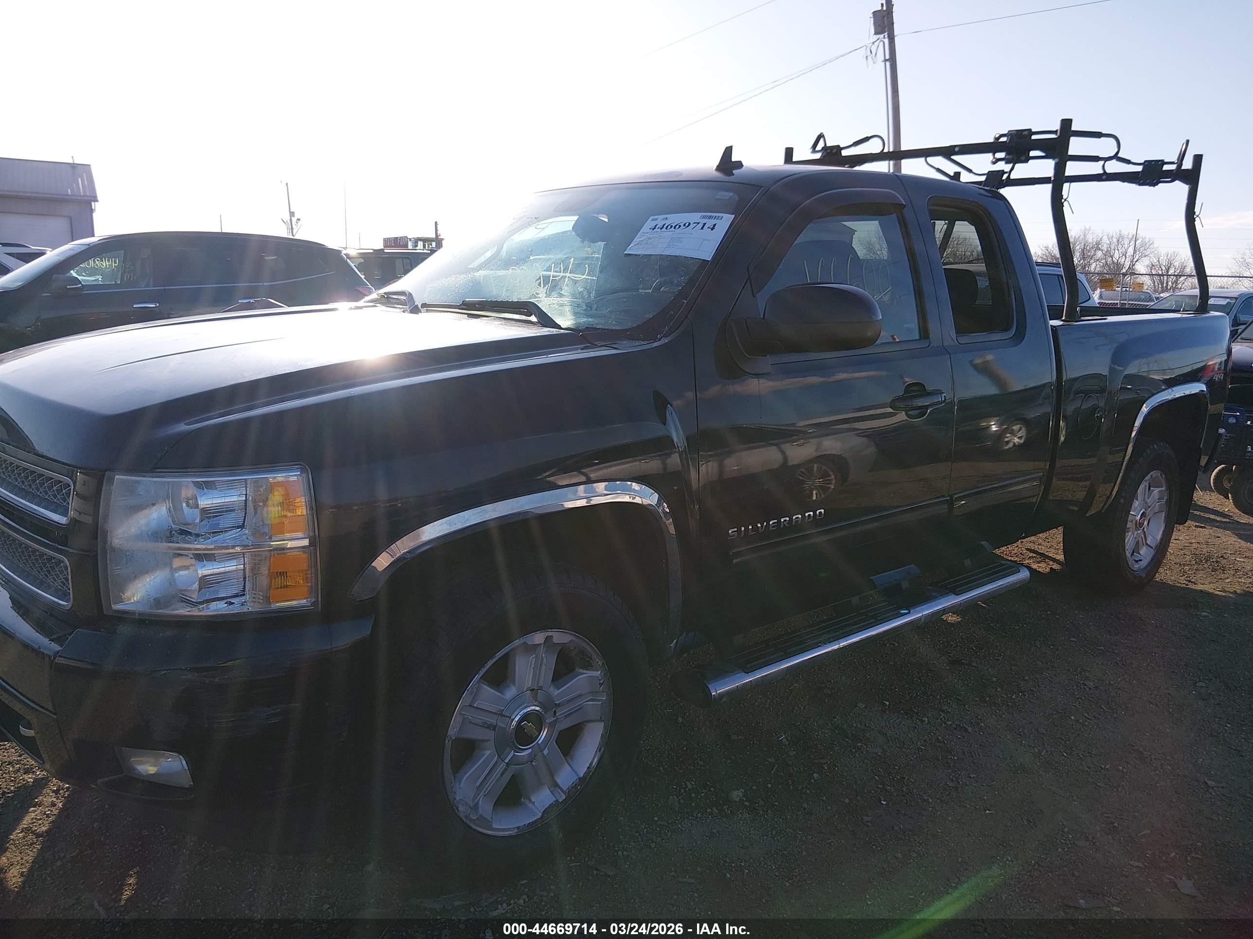 2013 Chevrolet Silverado 1500 Lt Черный vin: 1GCRKSE7XDZ157944