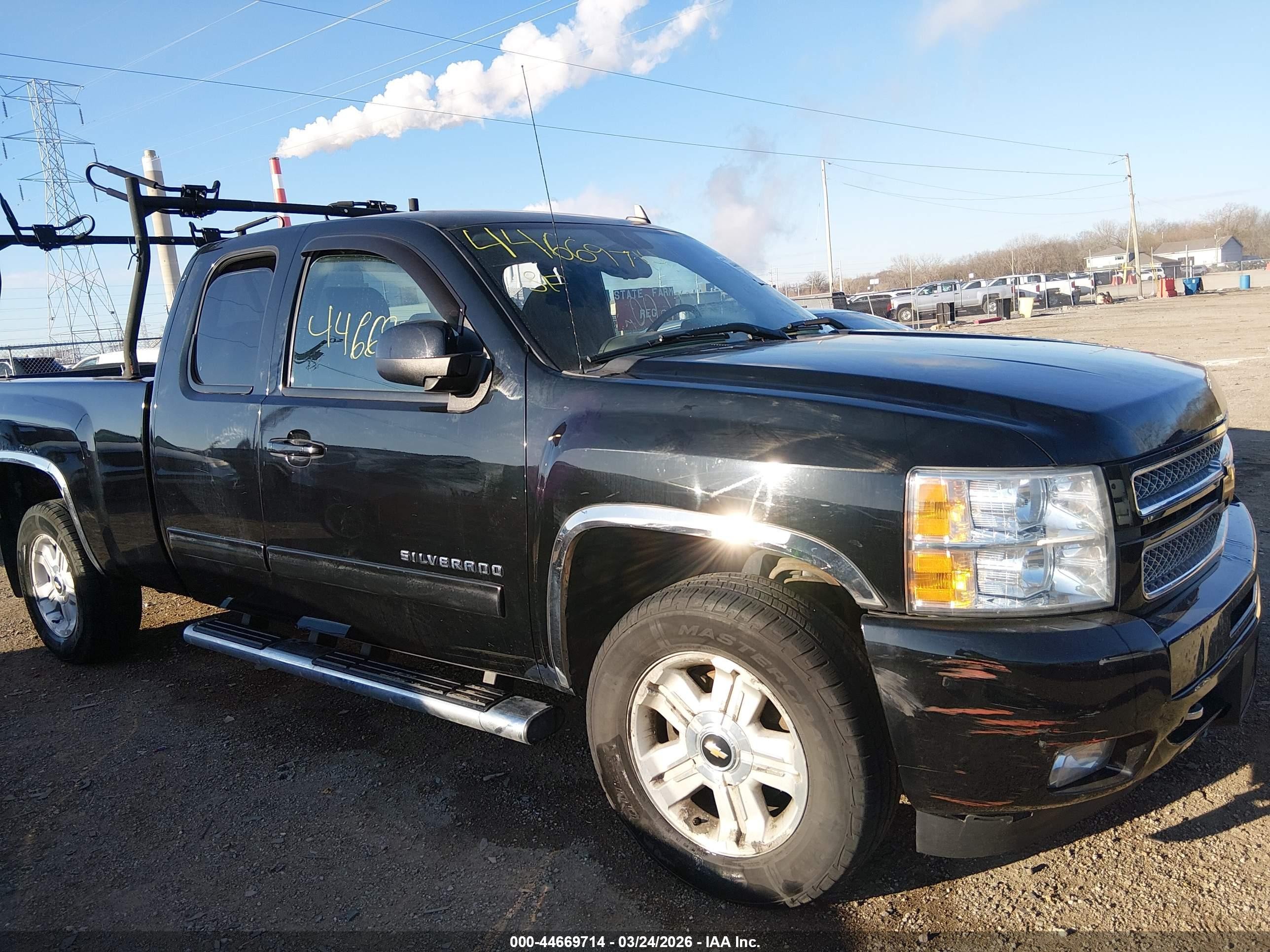 2013 Chevrolet Silverado 1500 Lt Черный vin: 1GCRKSE7XDZ157944