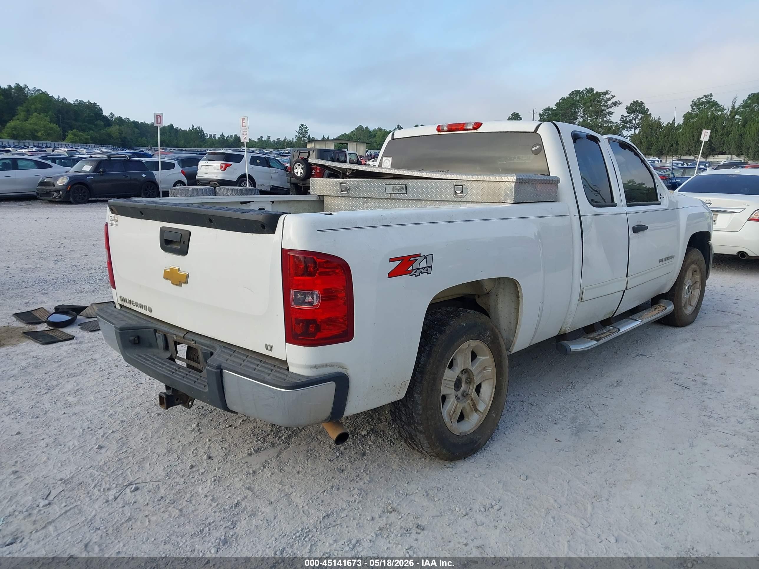 2013 Chevrolet Silverado 1500 Lt Белый vin: 1GCRKSE7XDZ377083