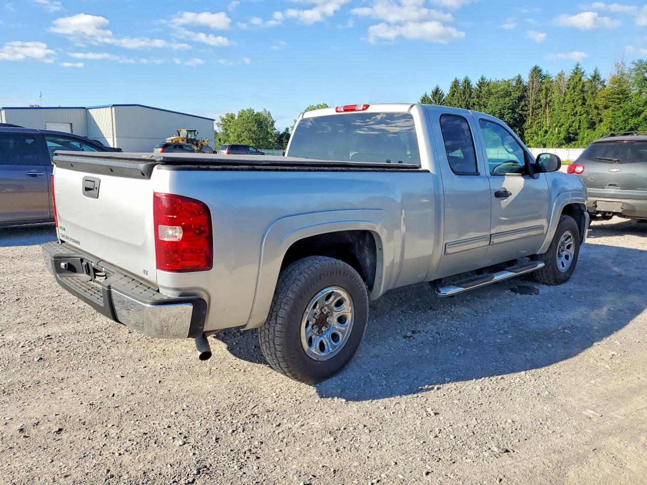 2011 Chevrolet Silverado K1500 Lt Серебряный vin: 1GCRKSEA3BZ131615