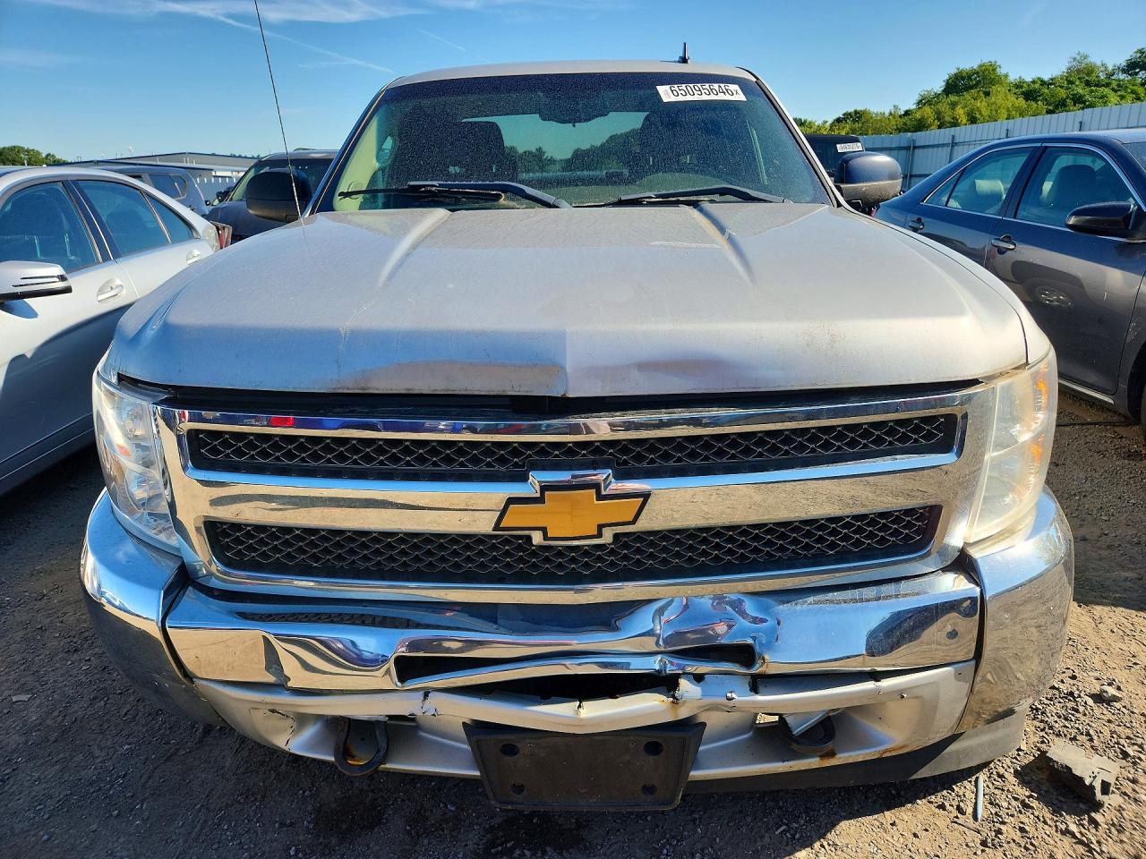 2013 Chevrolet Silverado K1500 Lt Silver vin: 1GCRKSEA9DZ339081