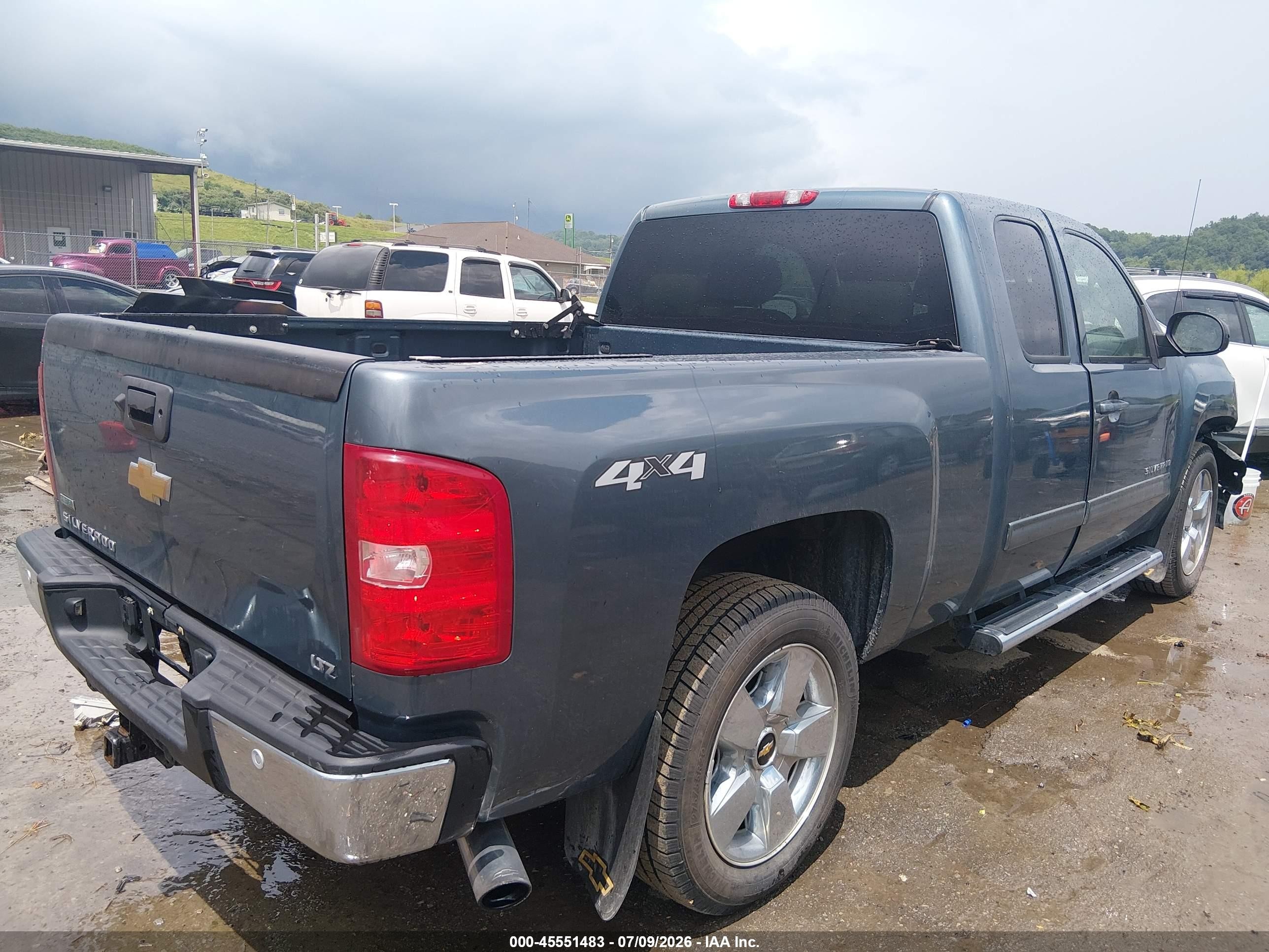 2011 Chevrolet Silverado 1500 Ltz Blue vin: 1GCRKTE39BZ323063