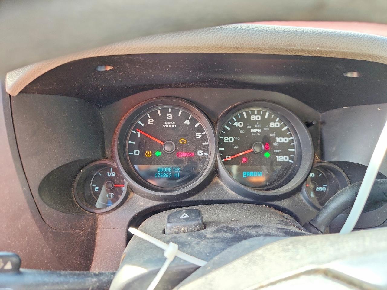 2010 Chevrolet Silverado C1500 Red vin: 1GCSCPE04AZ235905
