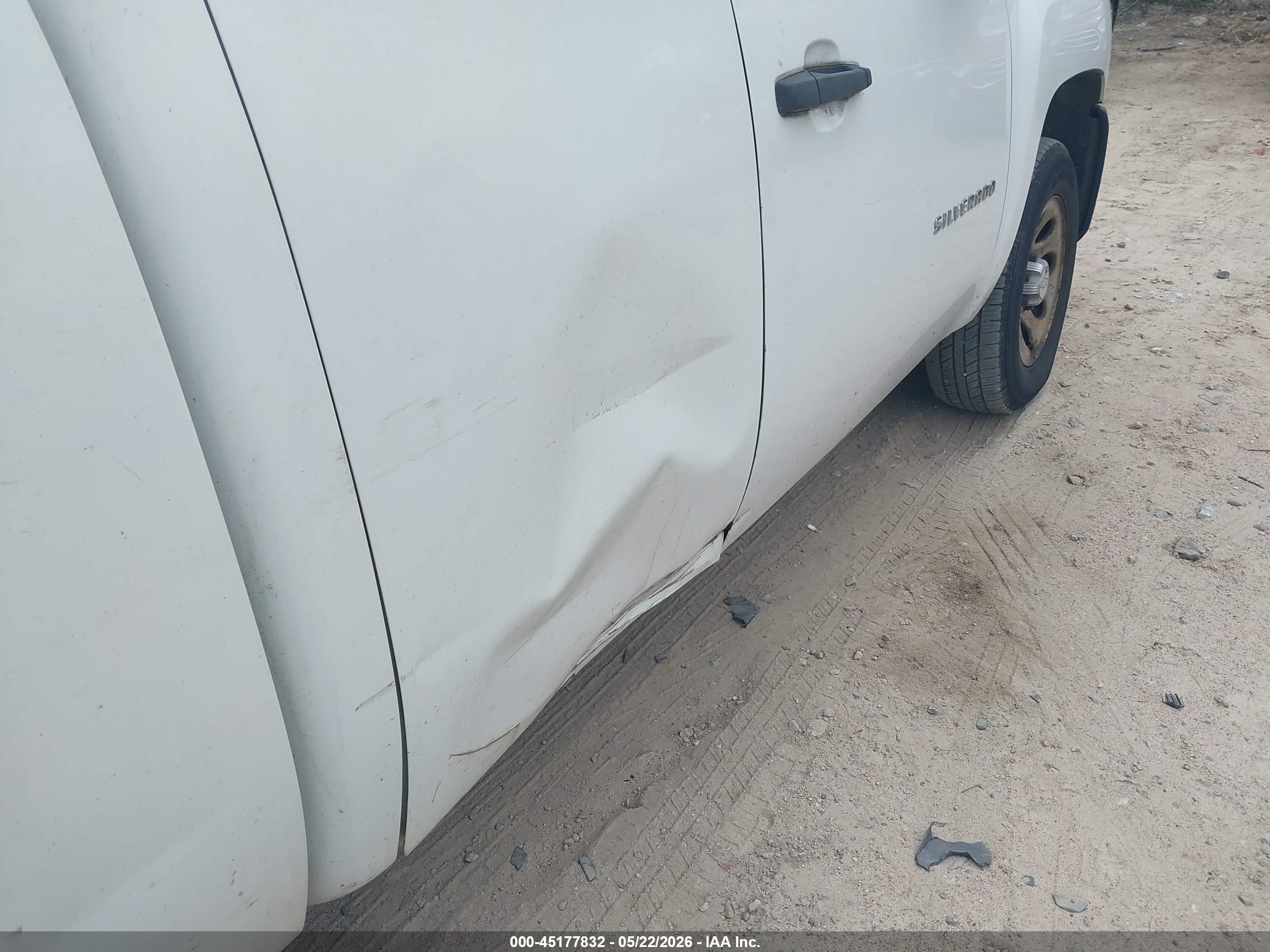 2010 Chevrolet Silverado 1500 Work Truck White vin: 1GCSCPEA1AZ123605