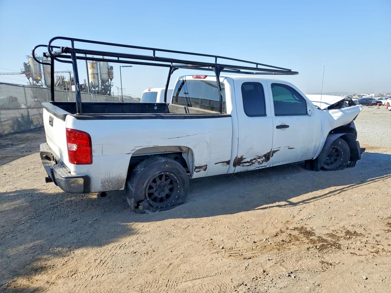 2010 Chevrolet Silverado C1500 White vin: 1GCSCPEA7AZ109580