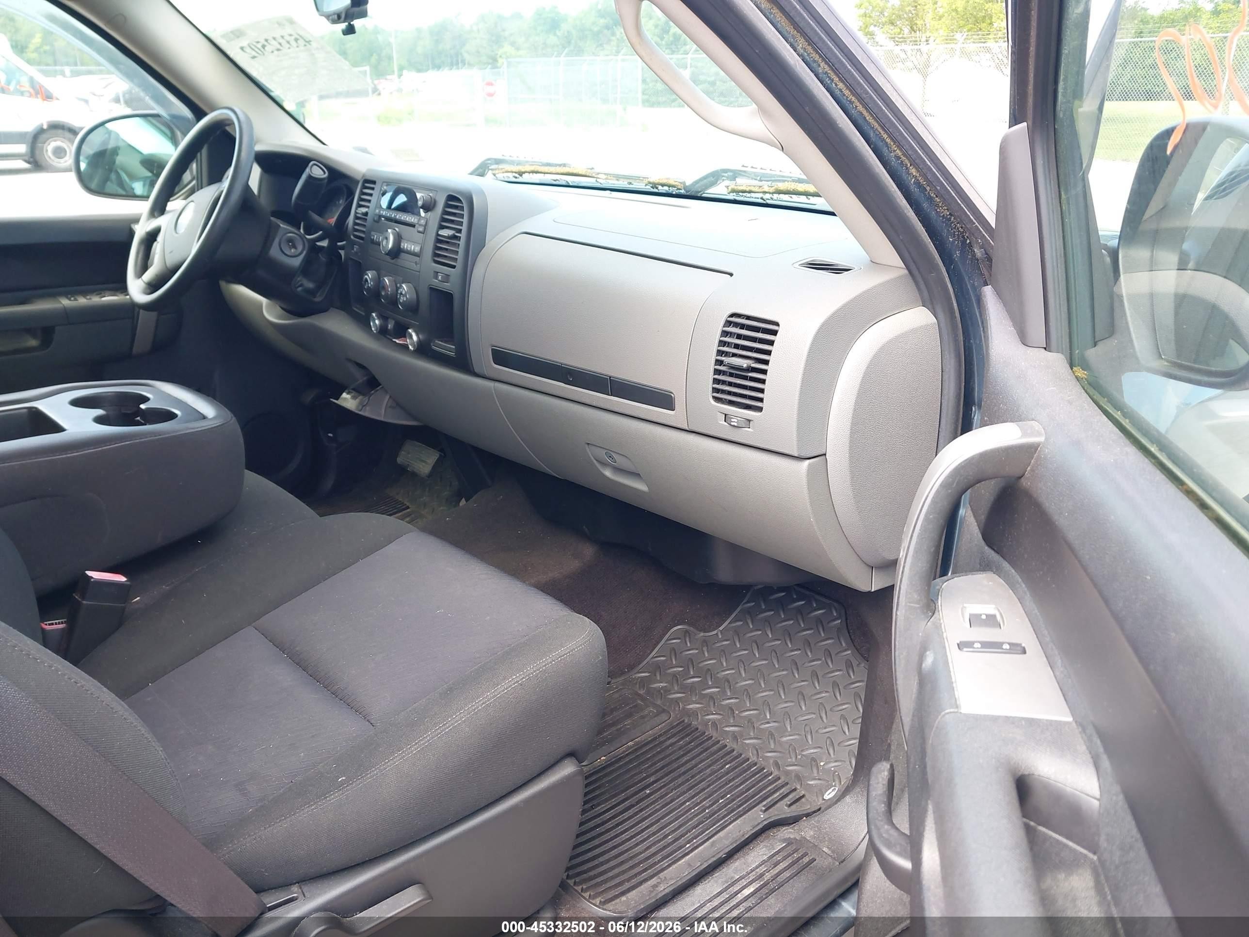 2010 Chevrolet Silverado 1500 Ls Blue vin: 1GCSCREA5AZ102672