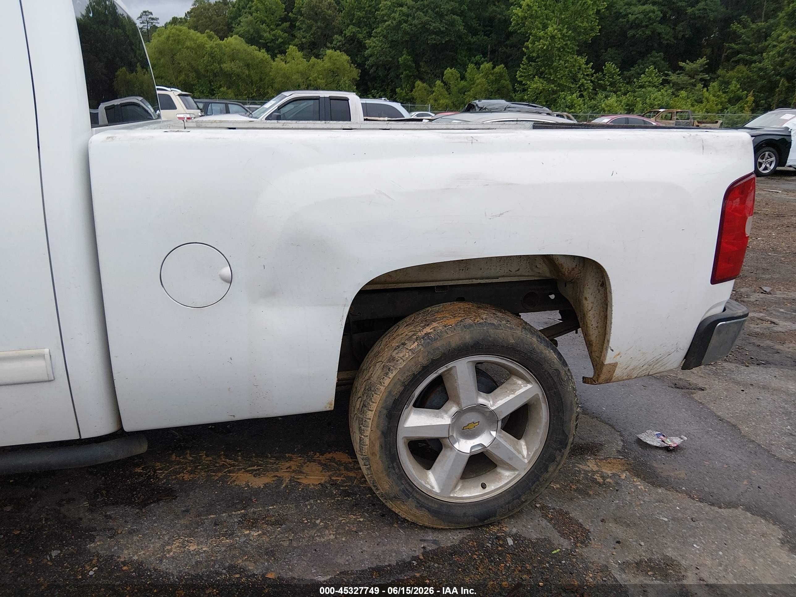 2010 Chevrolet Silverado 1500 Lt White vin: 1GCSCSE00AZ108345