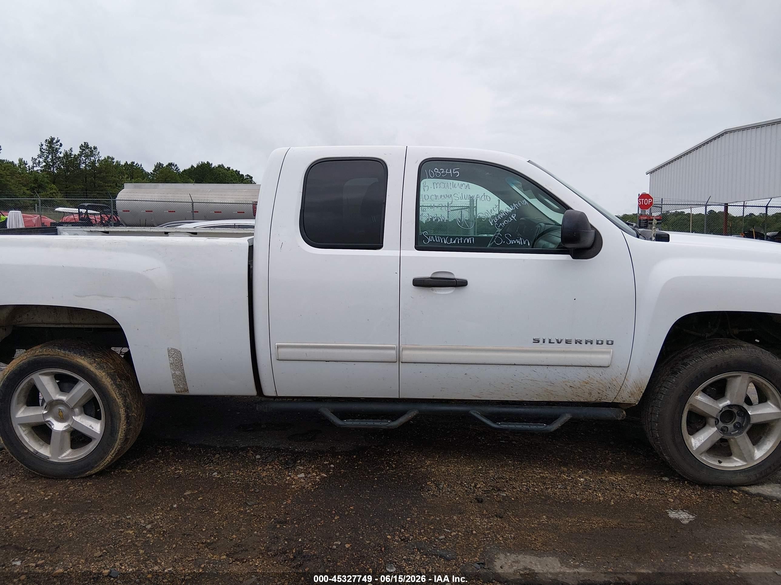 2010 Chevrolet Silverado 1500 Lt White vin: 1GCSCSE00AZ108345