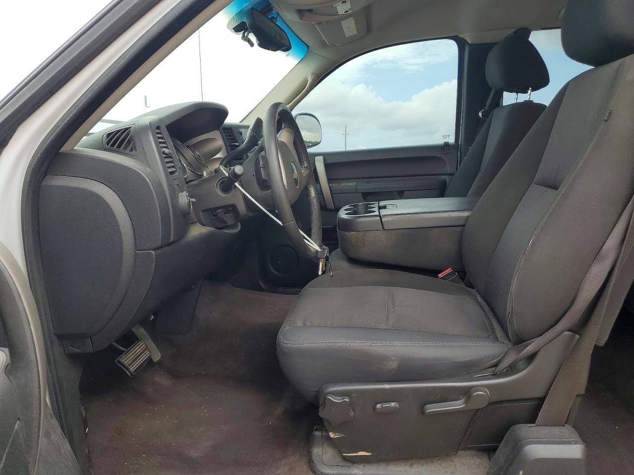 2010 Chevrolet Silverado C1500 Lt Белый vin: 1GCSCSE00AZ281086