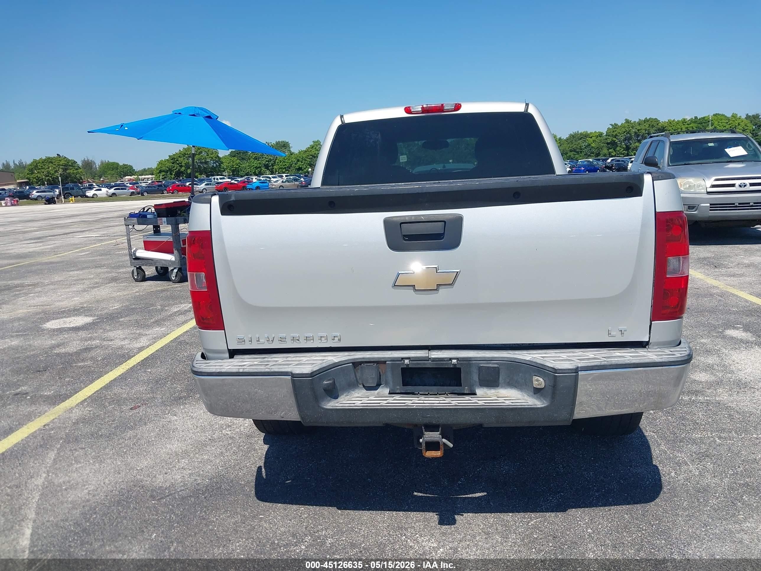 2010 Chevrolet Silverado 1500 Lt Silver vin: 1GCSCSE01AZ247335