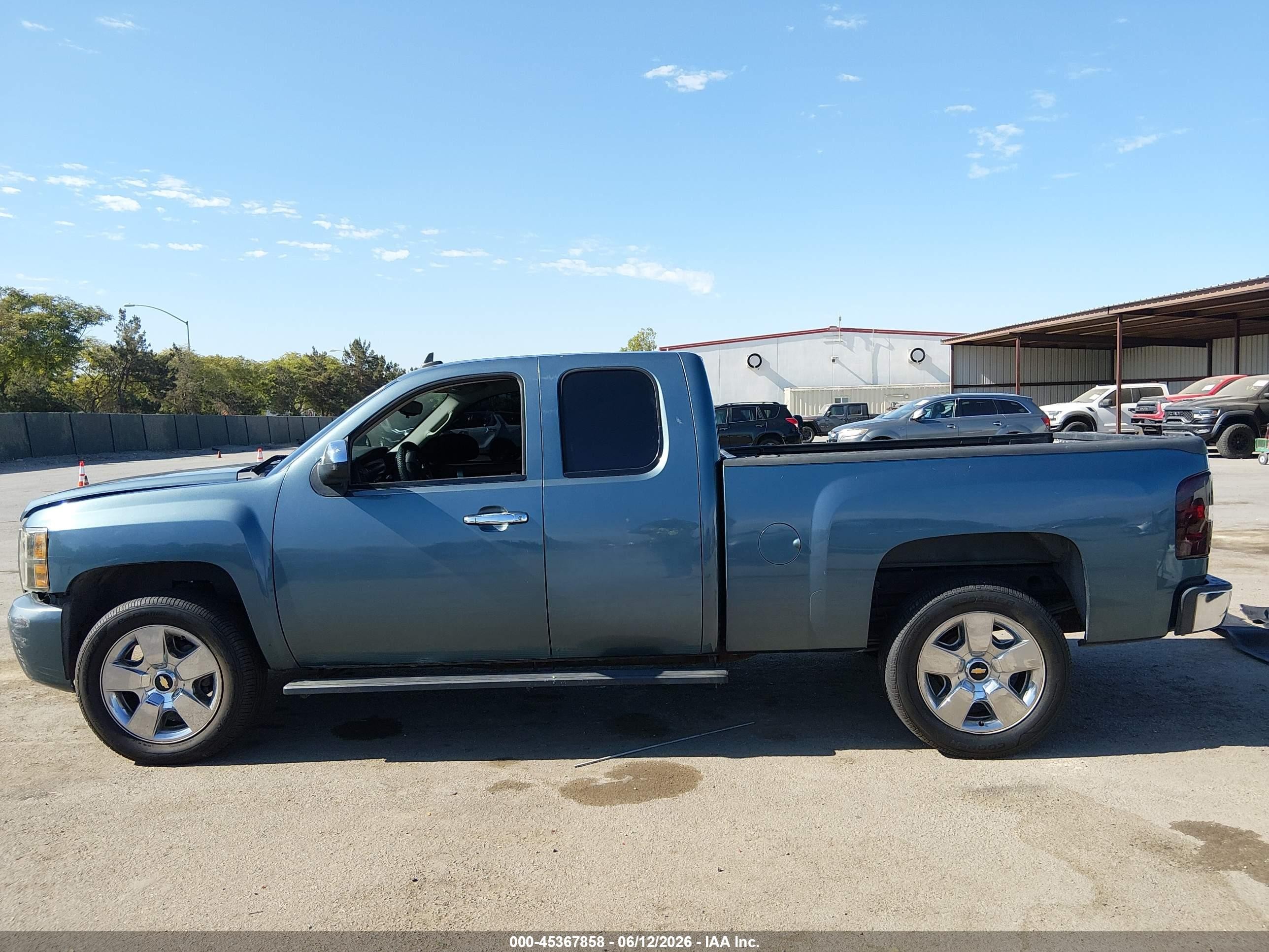 2010 Chevrolet Silverado 1500 Lt Blue vin: 1GCSCSE05AZ212331
