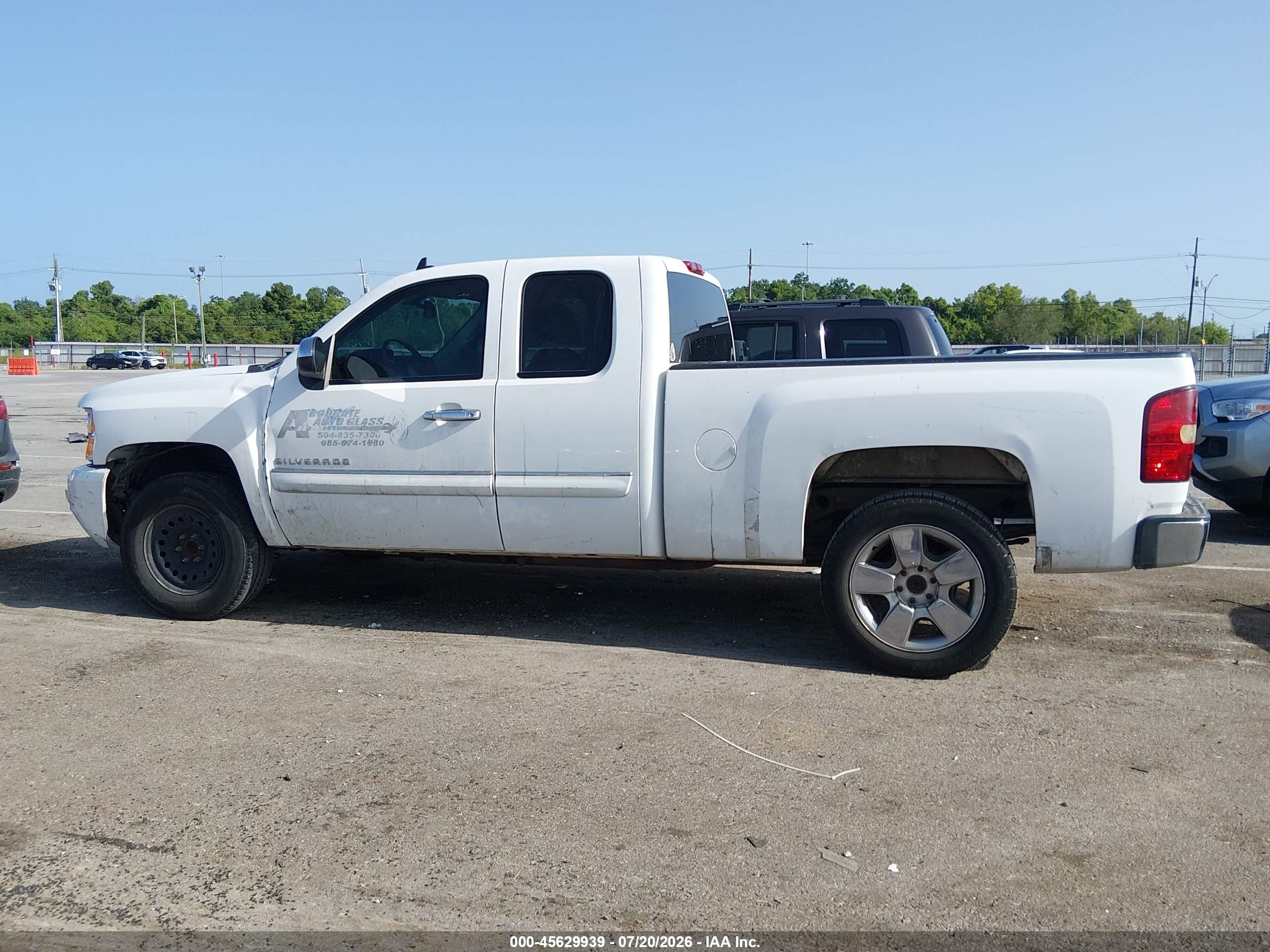 2010 Chevrolet Silverado 1500 Lt White vin: 1GCSCSE06AZ157176