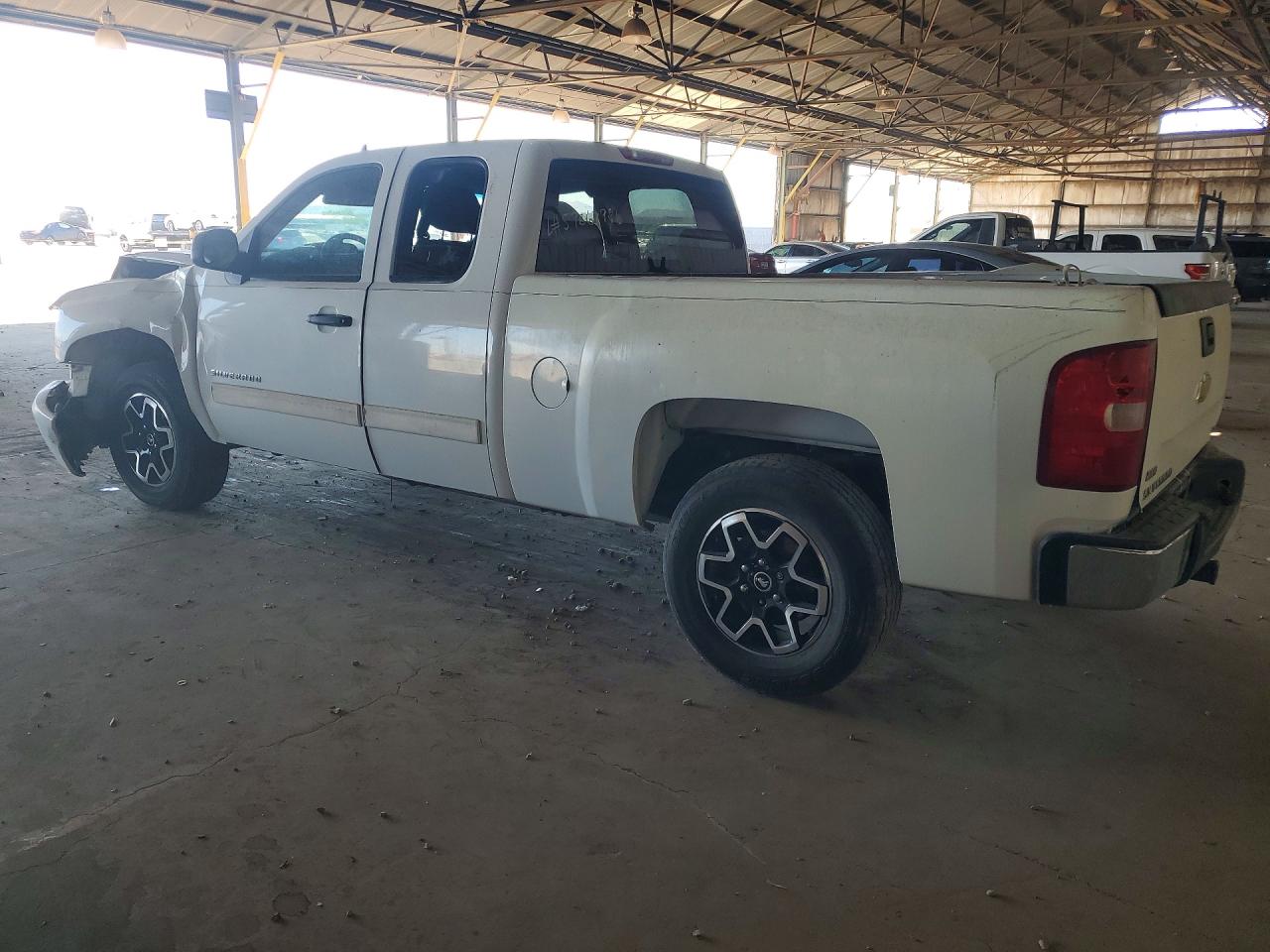 2010 Chevrolet Silverado C1500 Lt White vin: 1GCSCSE07AZ185570