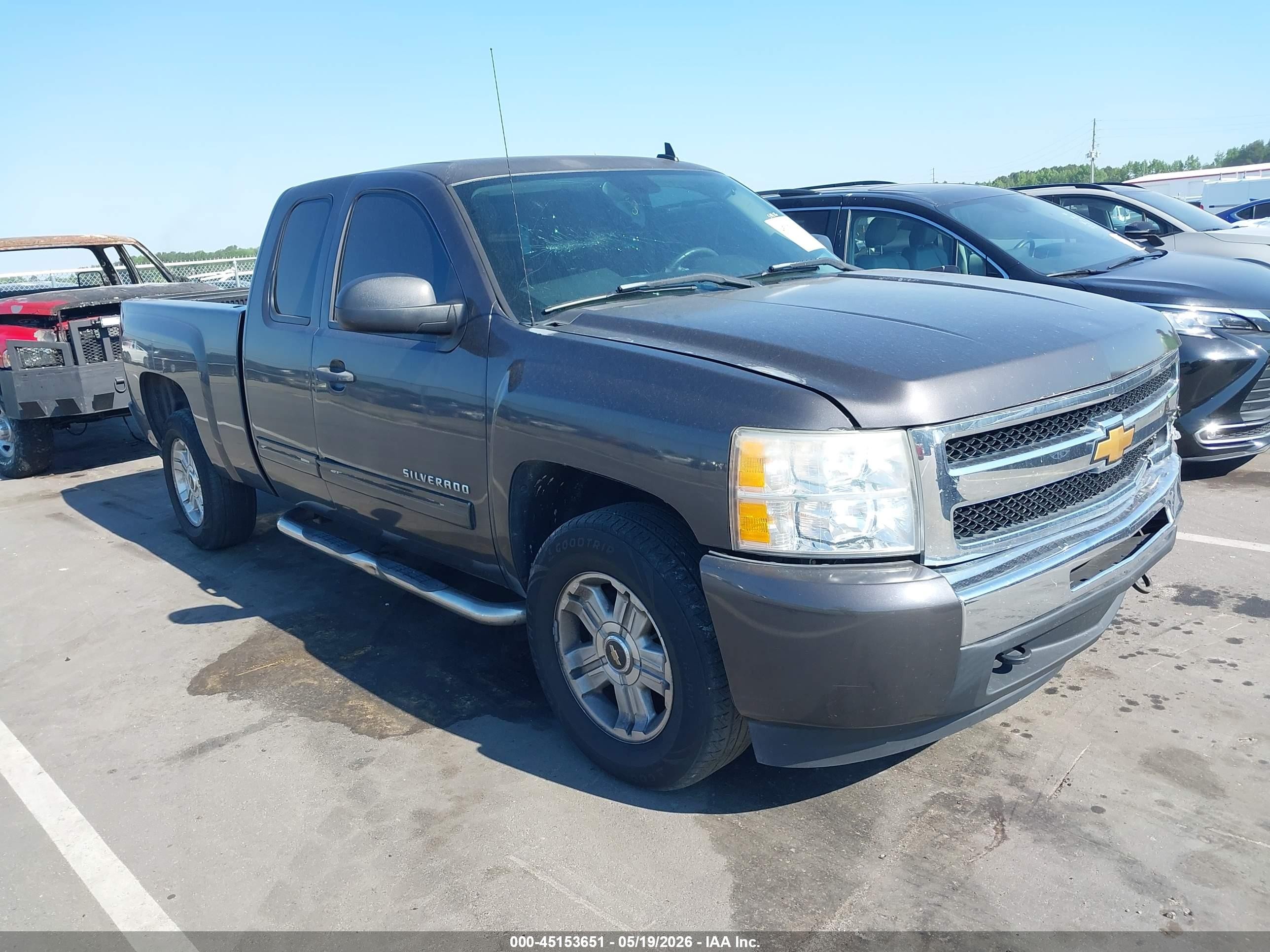 2010 Chevrolet Silverado 1500 Lt Gray vin: 1GCSCSE09AZ112894