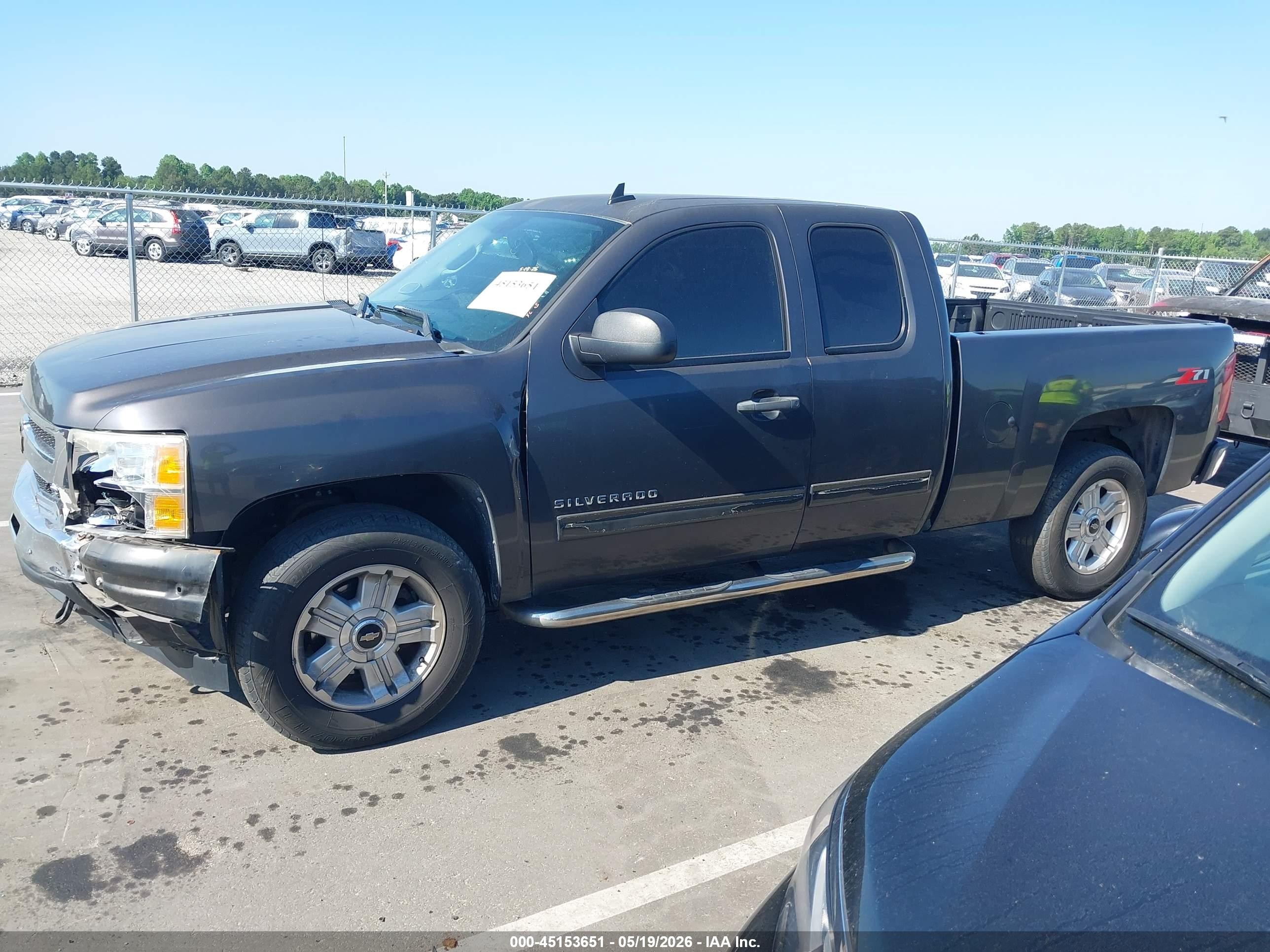 2010 Chevrolet Silverado 1500 Lt Gray vin: 1GCSCSE09AZ112894