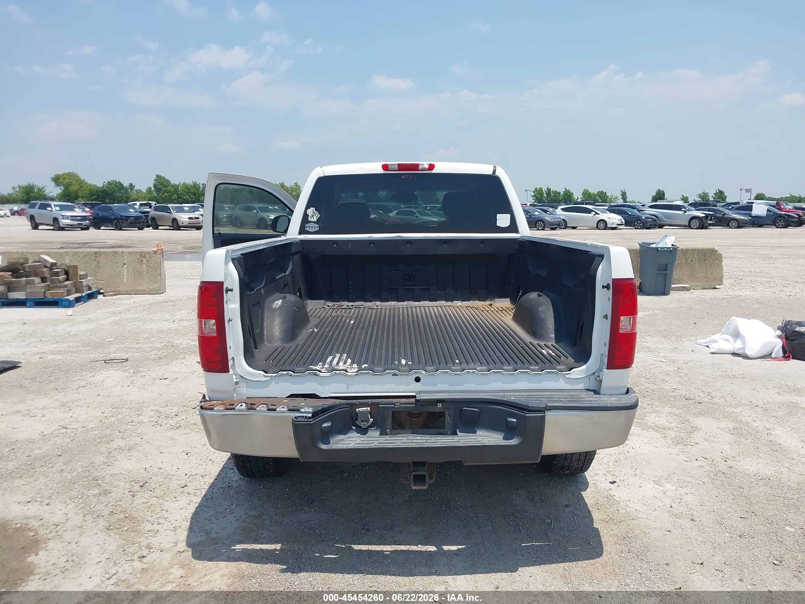 2010 Chevrolet Silverado 1500 Lt White vin: 1GCSCSE09AZ154787
