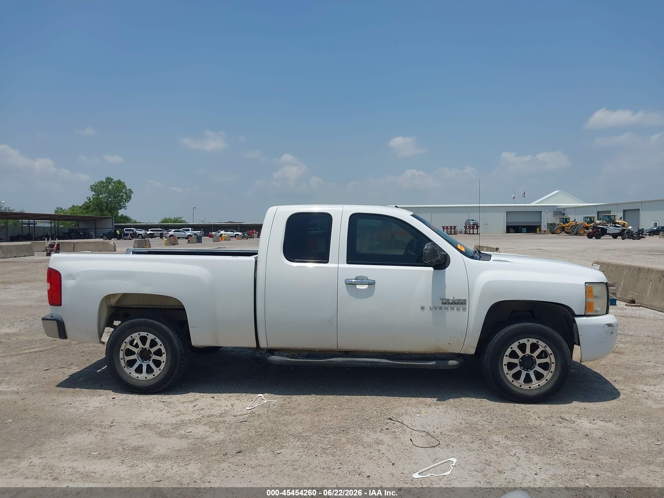 2010 Chevrolet Silverado 1500 Lt White vin: 1GCSCSE09AZ154787
