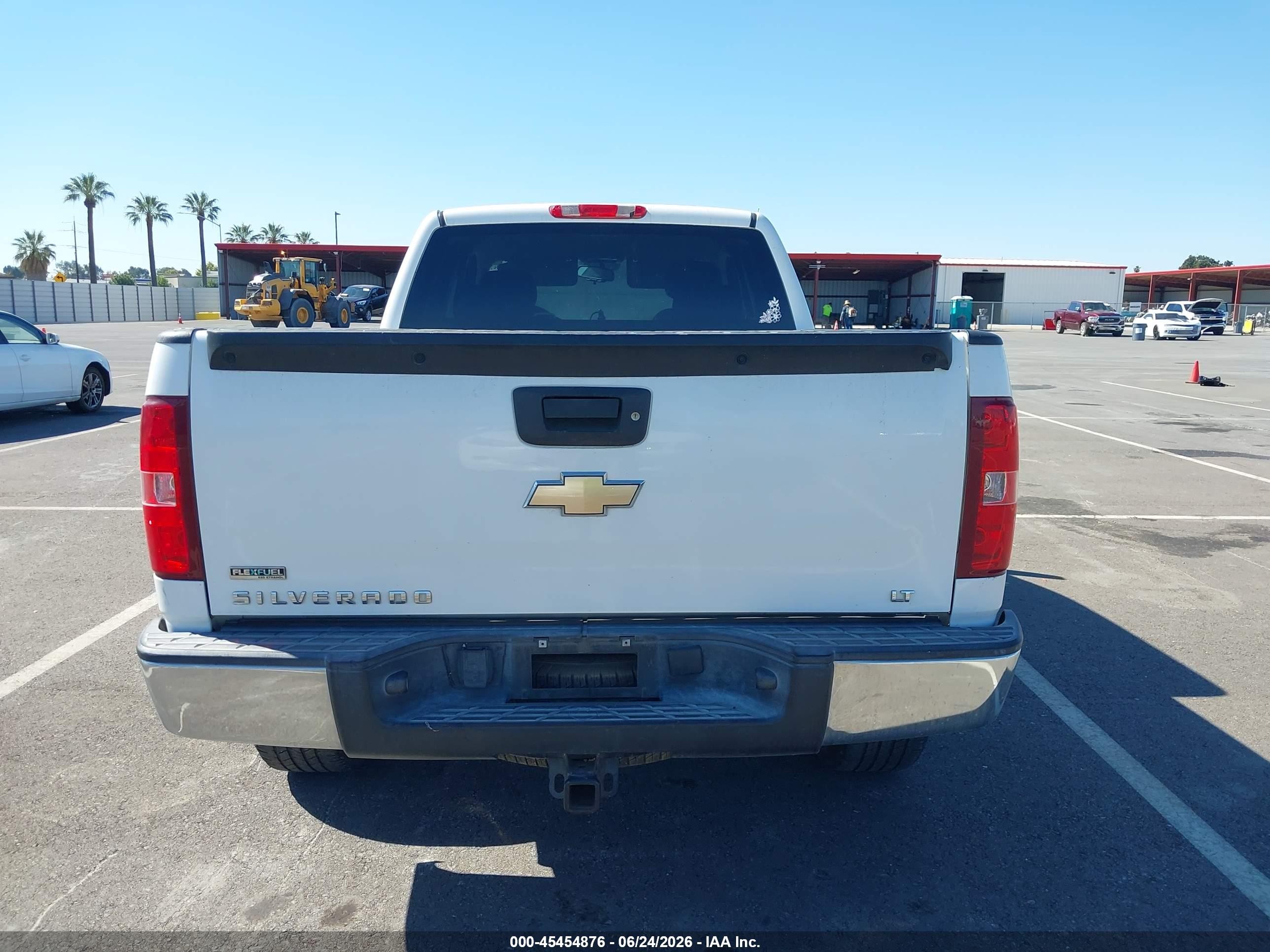 2010 Chevrolet Silverado 1500 Lt White vin: 1GCSCSE09AZ250841
