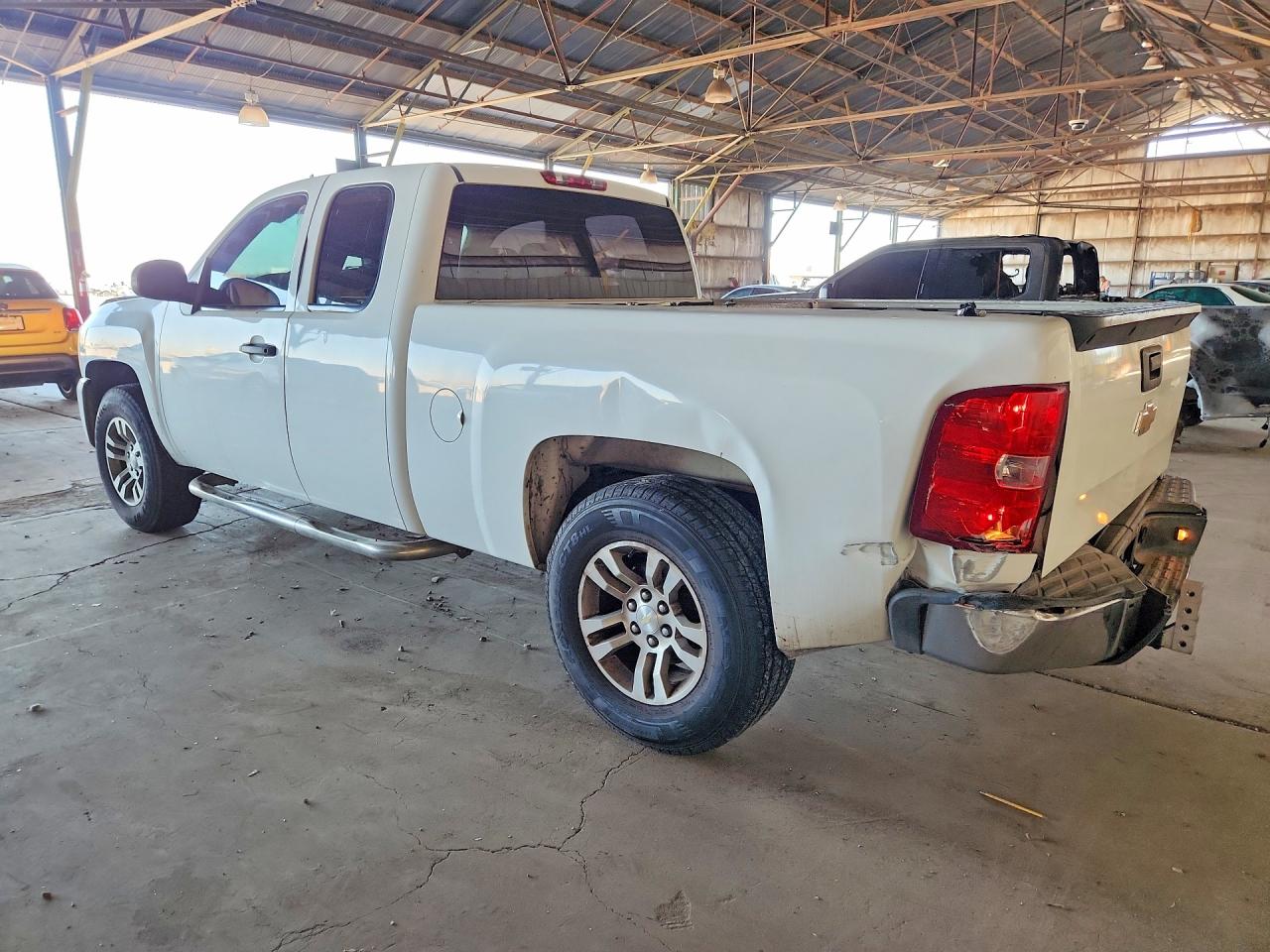 2010 Chevrolet Silverado C1500 Lt White vin: 1GCSCSEA7AZ129623